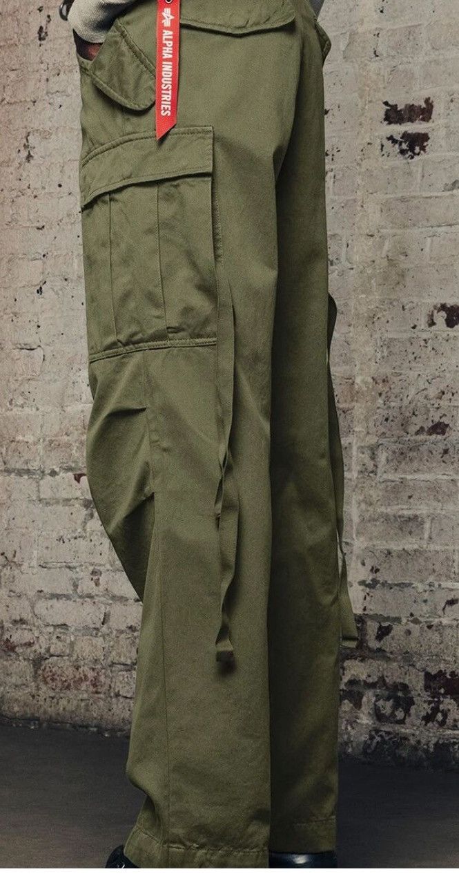 Alpha Industries Alpha industries men’s cargo M 65 pants 32x32 green NWT Size US 32 / EU 48 - 11 Thumbnail