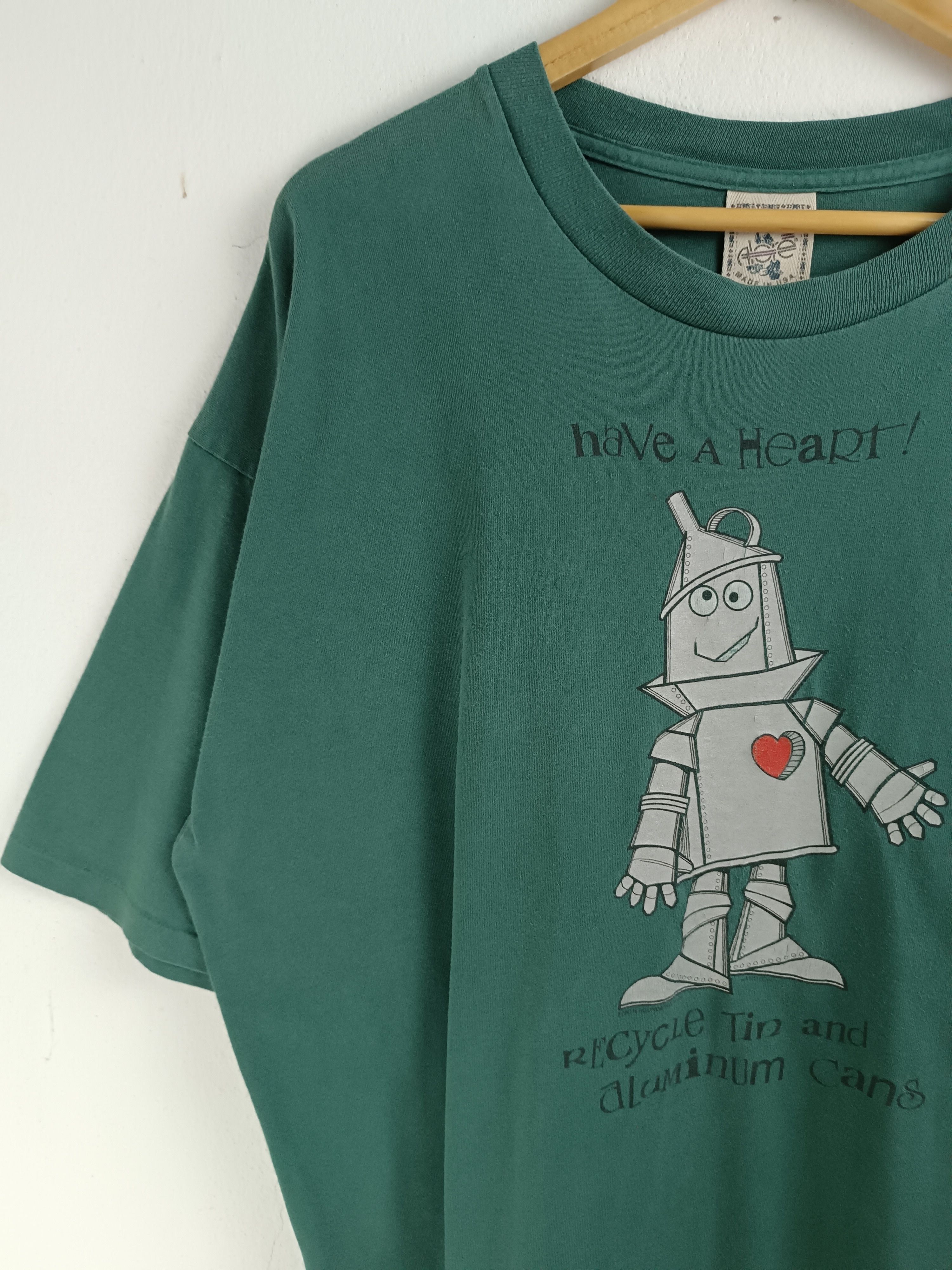 Vintage VINTAGE 90'S HAVE A HEART TIN MAN RECYCLE TEE wizard of oz Size US XXL / EU 58 / 5 - 5 Thumbnail