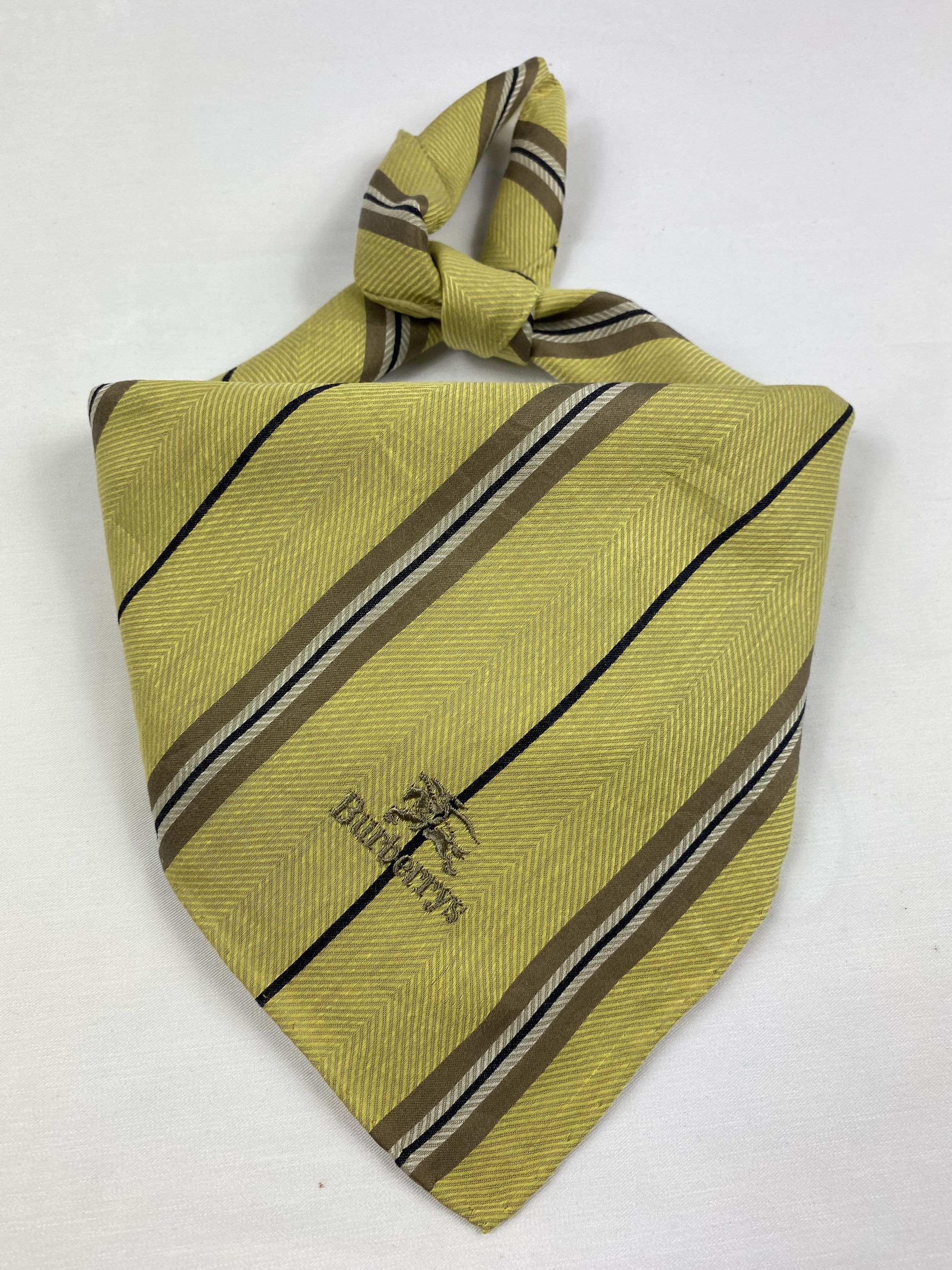 Burberry Burberry Handkerchief / Bandana / Neckerchief Size ONE SIZE - 1 Thumbnail
