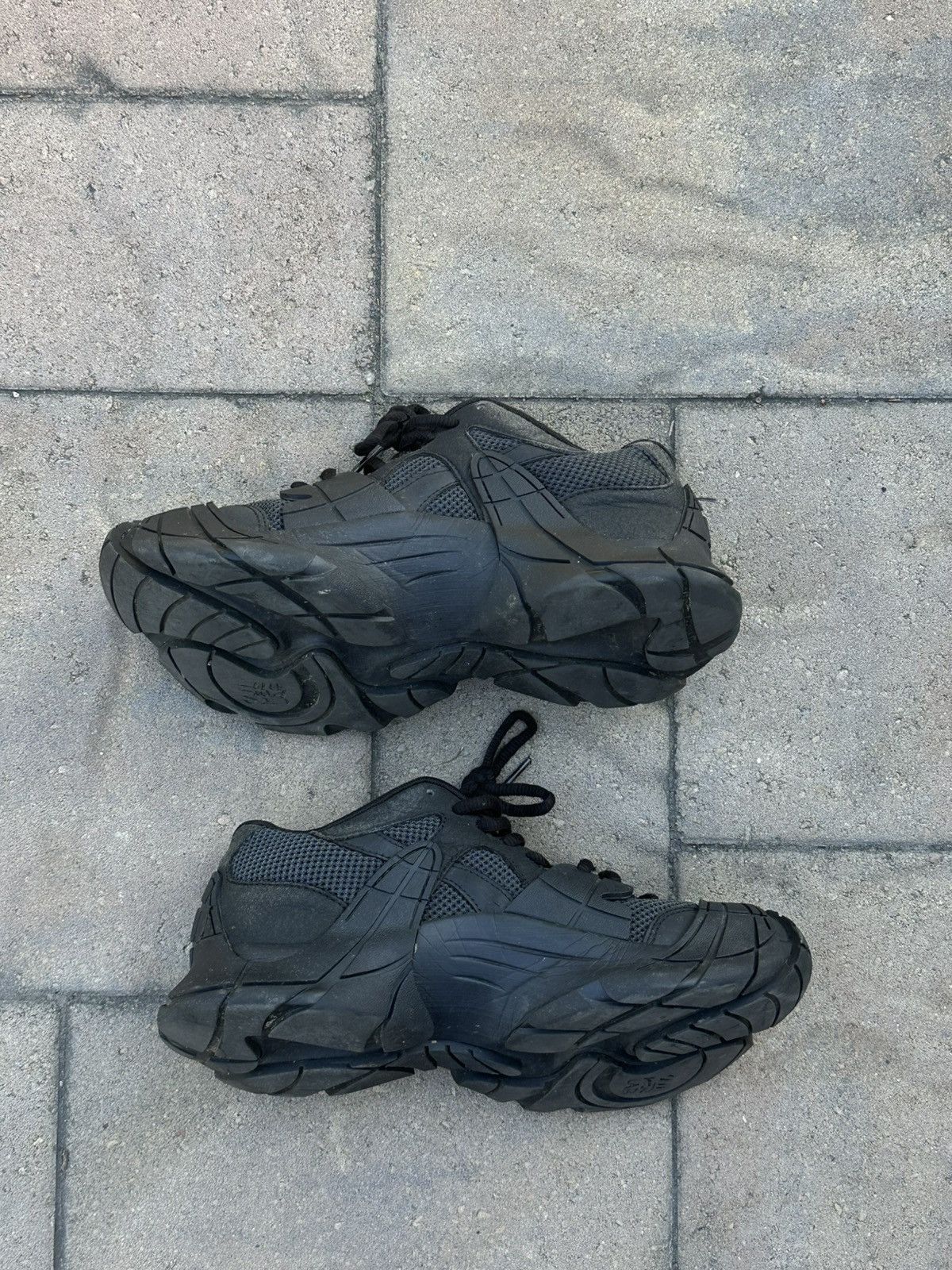 CamperLab CamperLab Tormenta Triple Black Size US 8.5 / EU 41-42 - 2 Thumbnail