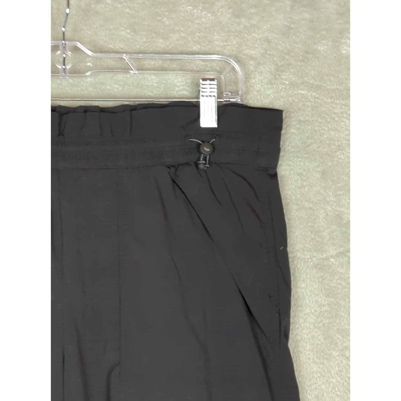 Athleta Athleta Trekkie High Rise Parachute Pants Women Size 6 Black Narrow/Wide-Leg Pull On Pockets Athleisure Outdoor Sports Size 28" / US 6 / IT 42 - 3 Thumbnail