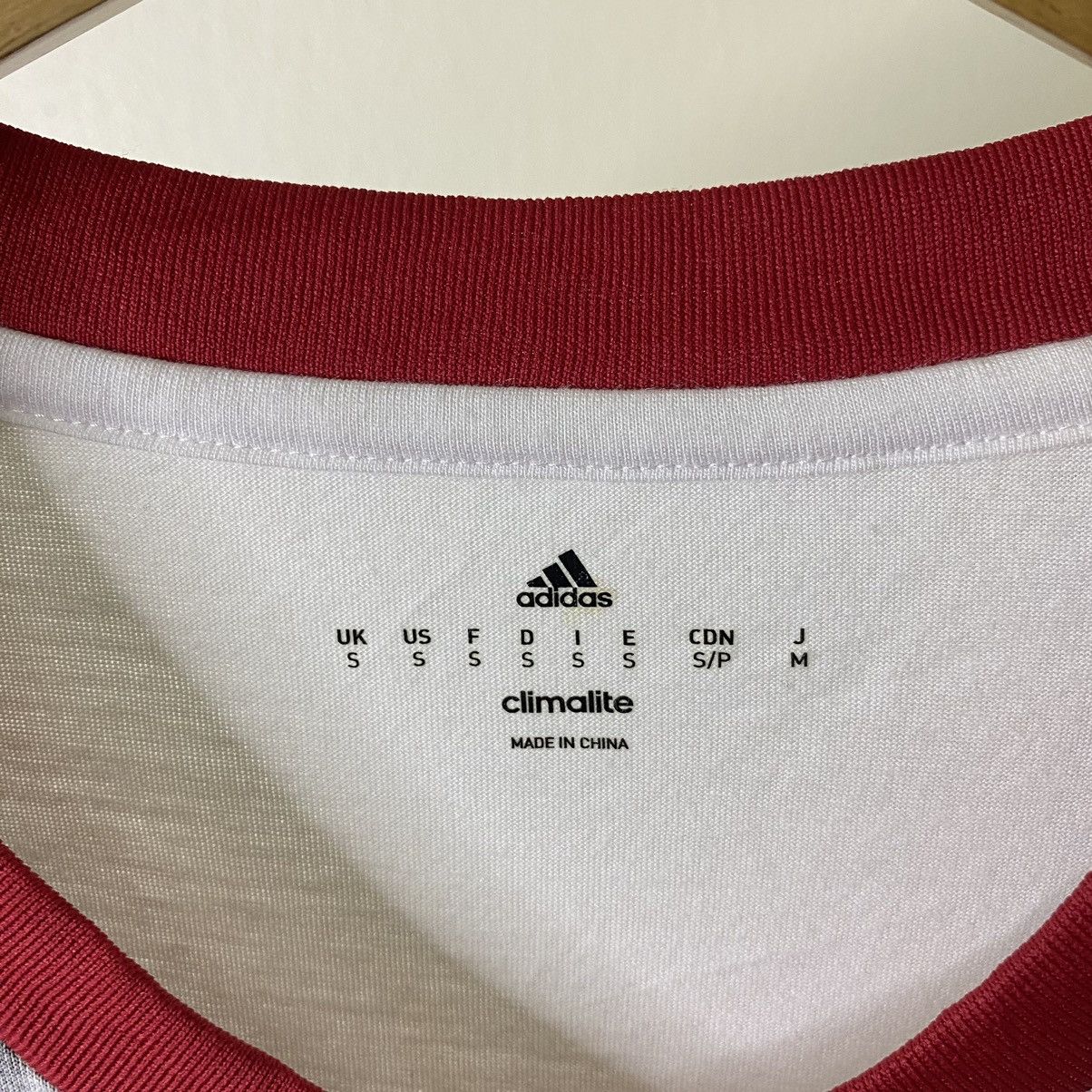 Adidas Y2K Adidas Manchester United Training Football Shirt Size US M / EU 48-50 / 2 - 3 Thumbnail