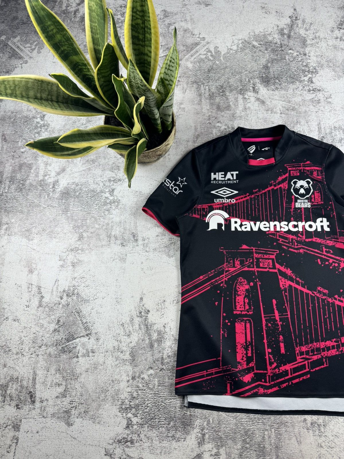 Umbro Bristol Bears 2020 2021 Men’s Small Size European Union Rugby T Shirt Jersey Top Size US S / EU 44-46 / 1 - 3 Thumbnail