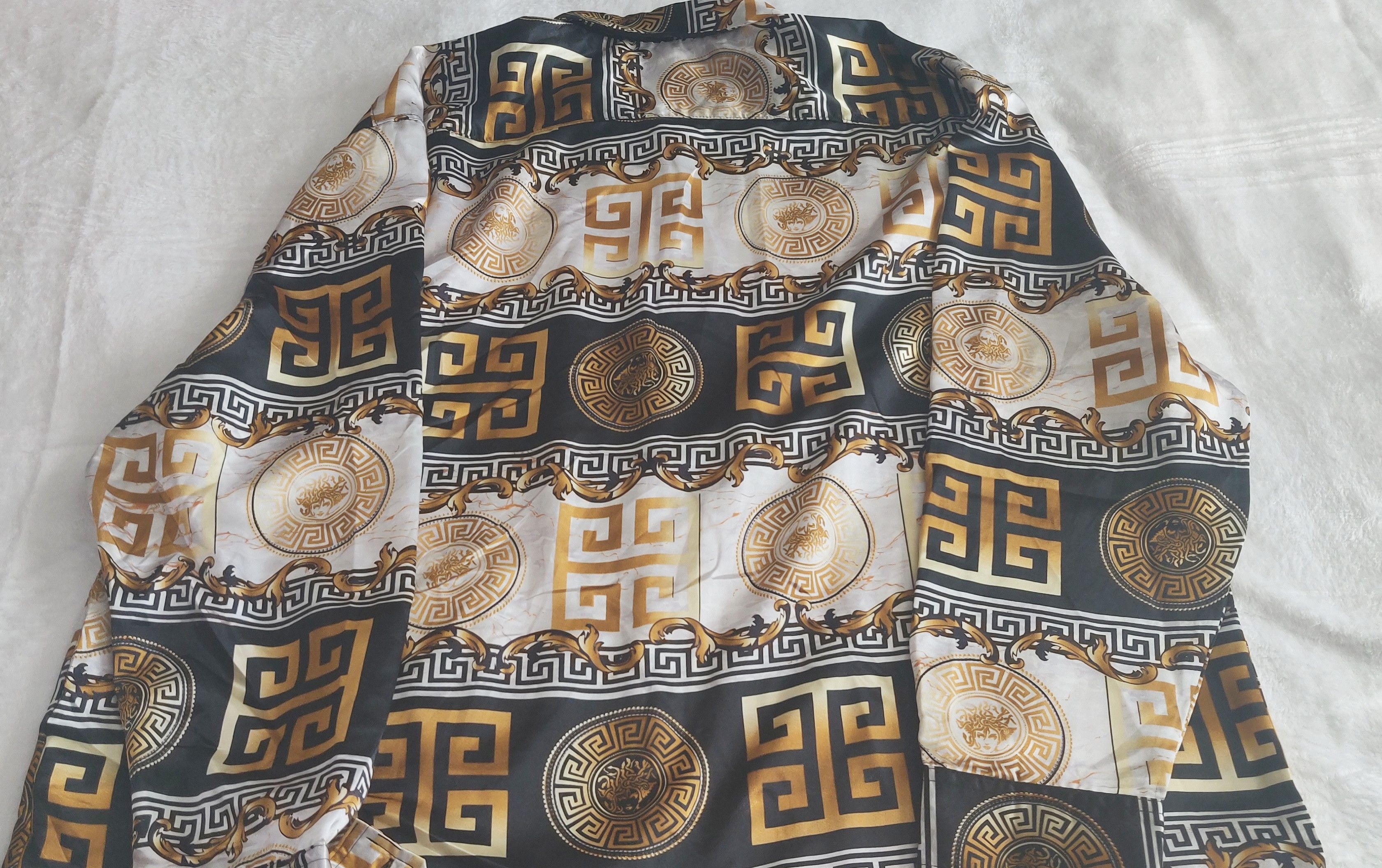 Other Baroque Gold Medusa 1990's Italian Designer Style Shirt Size US XL / EU 56 / 4 - 1 Thumbnail