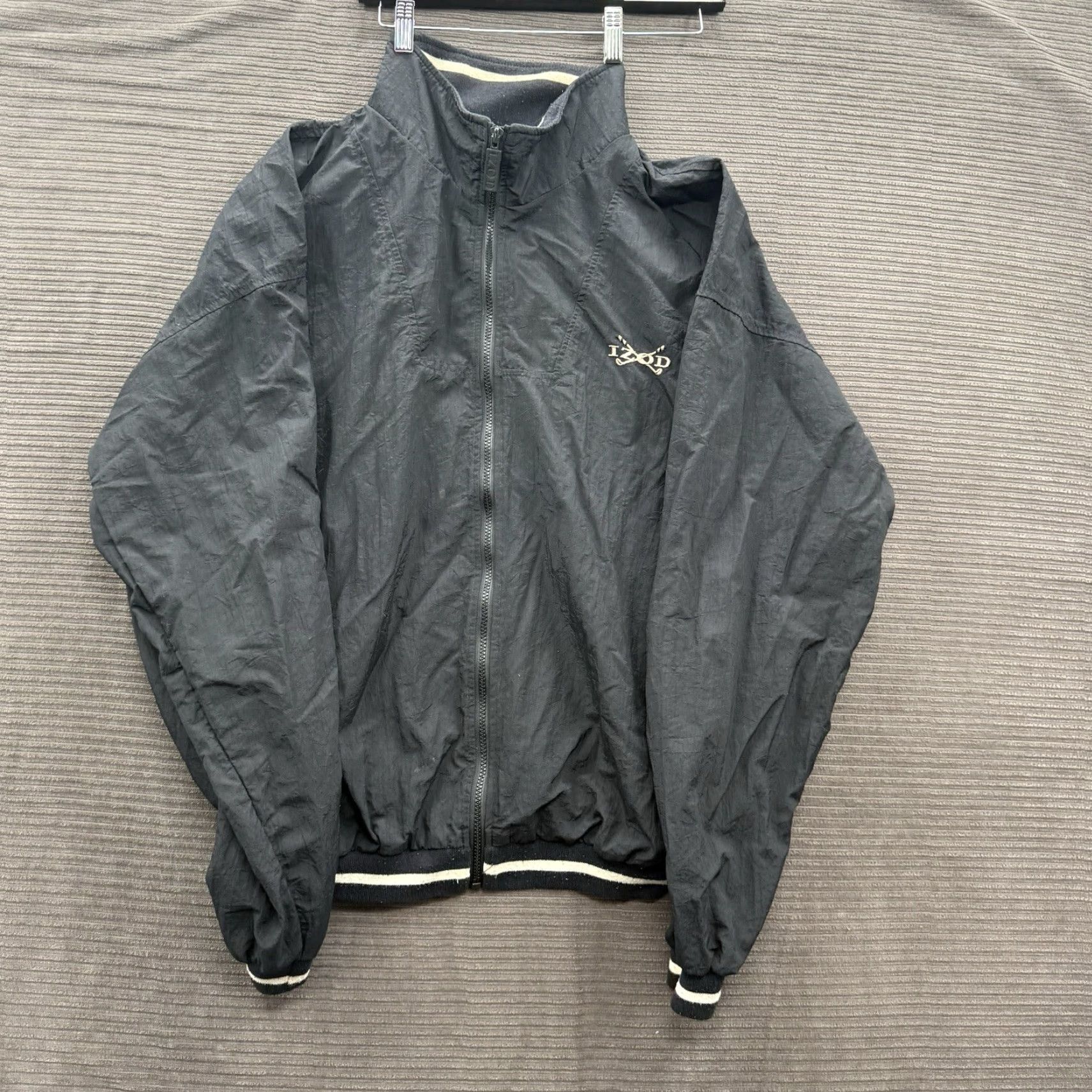 Izod VINTAGE IZOD Windbreaker Jacket Men L Black Nylon Outdoors Golf Golfing Windbreaker Full Zip Pockets Embroidered Logo Size US L / EU 52-54 / 3 - 2 Thumbnail