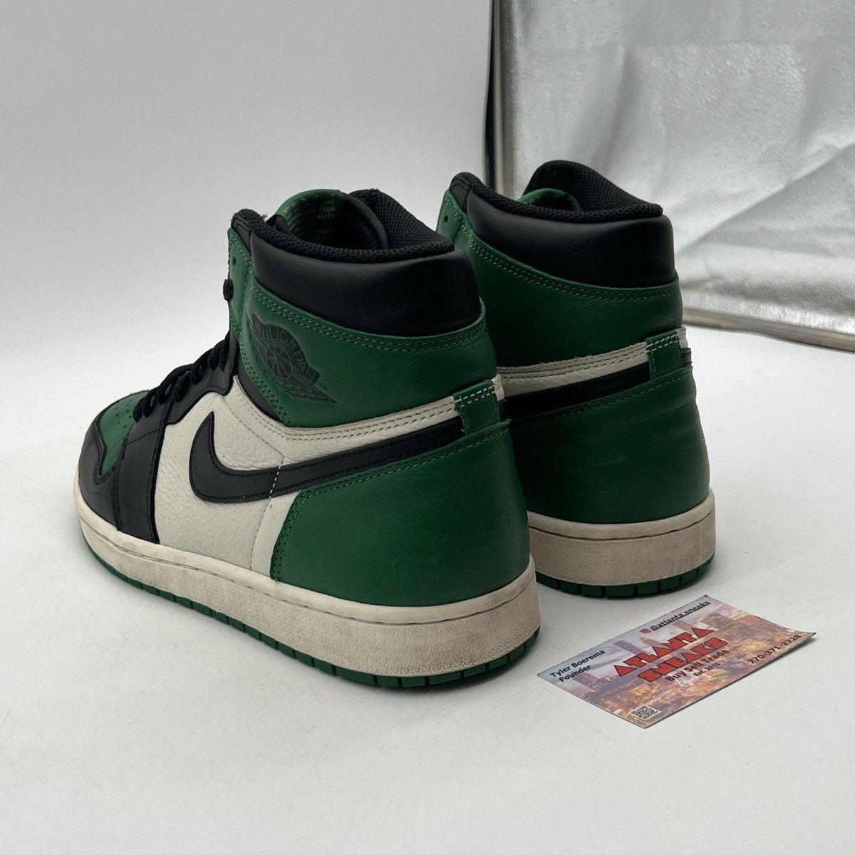 Nike Air Jordan 1 High pine green Size US 11 / EU 44 - 4 Thumbnail