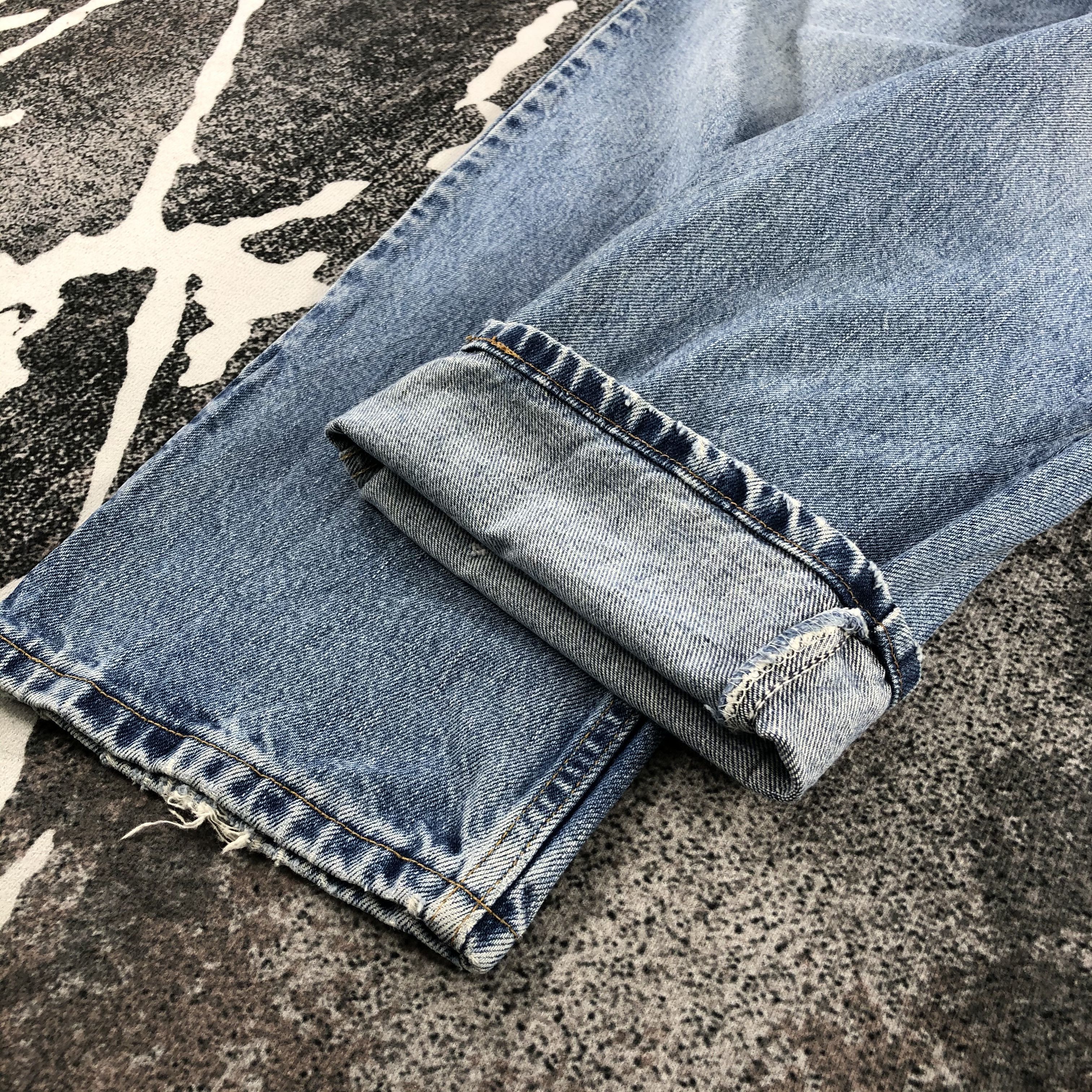 Levi's Vintage Levi's 550 Jeans Faded Blue Denim KJ1030 Size US 35 - 7 Thumbnail