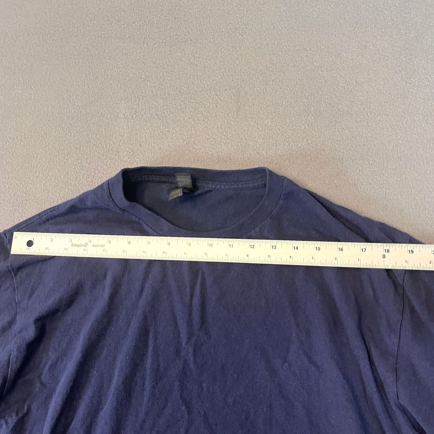 Gildan Gildan Mens Large Premium Short Sleeve Heavy Cotton Midnight Navy Casual T-Shirt Size US L / EU 52-54 / 3 - 4 Thumbnail