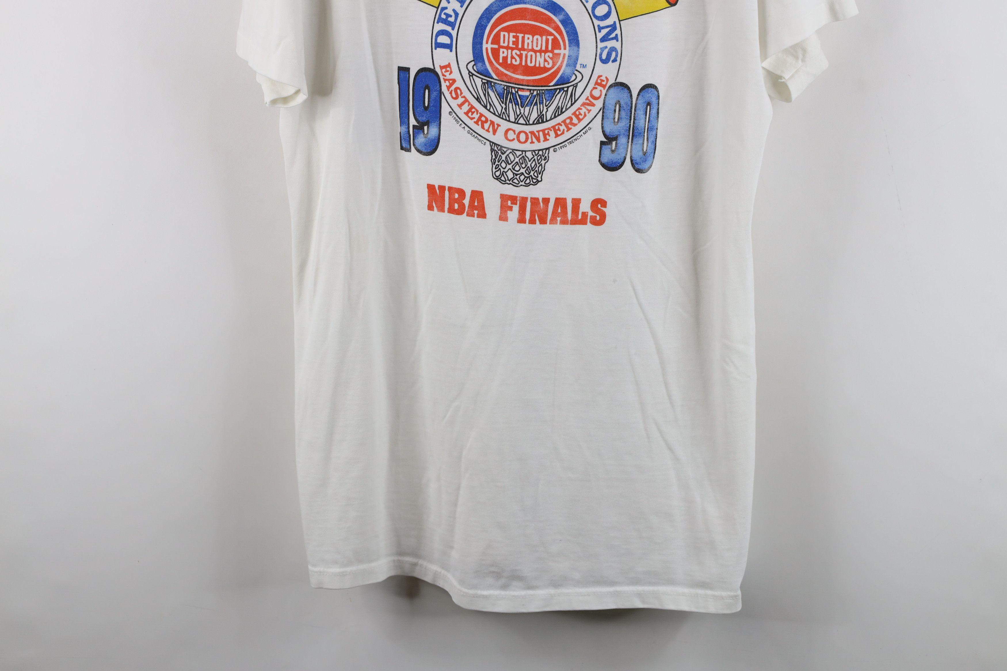 Vintage Vintage 90s Detroit Pistons Basketball T-Shirt White USA Size US XL / EU 56 / 4 - 3 Thumbnail