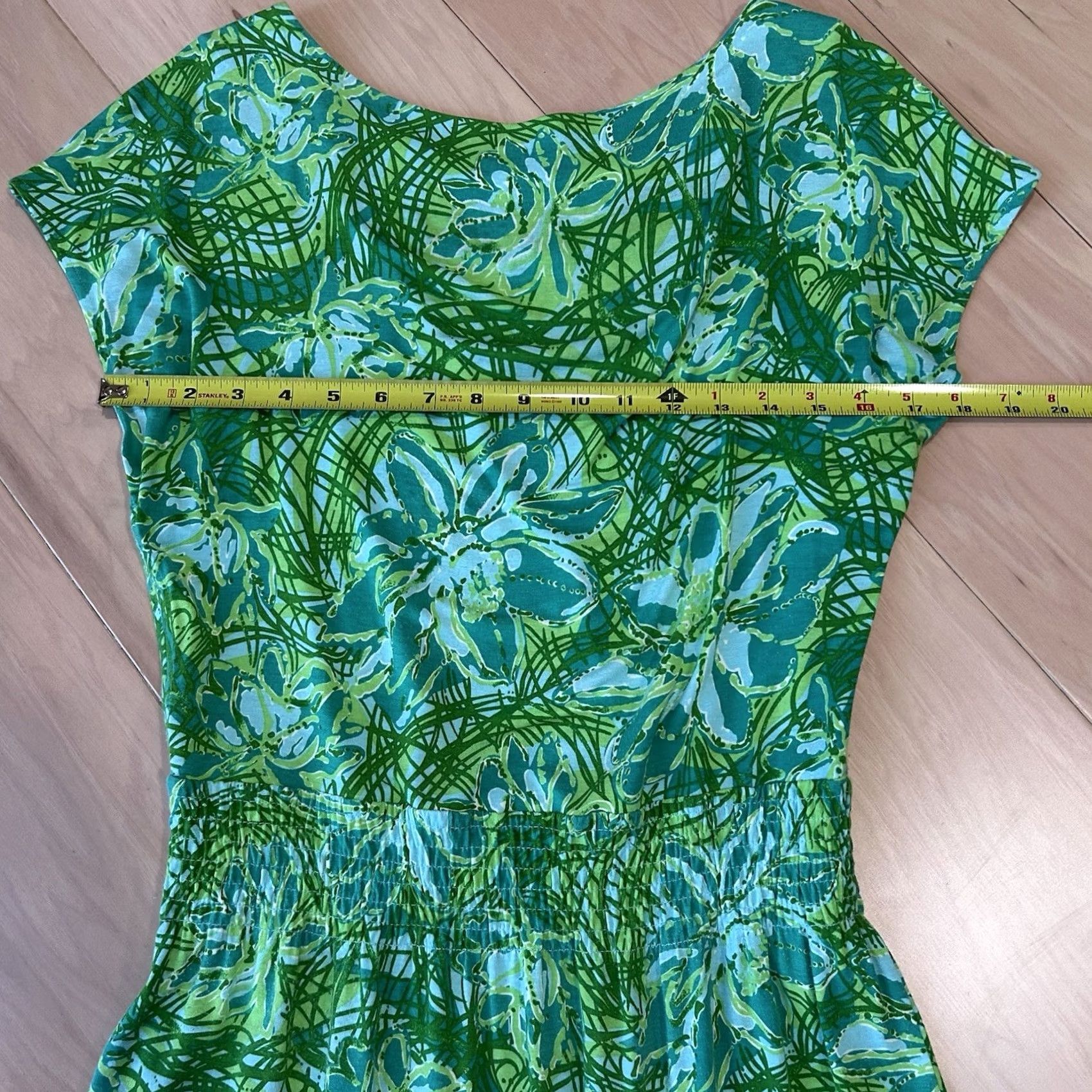 Lilly Pulitzer Lilly Pulitzer Daniella Green Stretch Dress Women’s Small Dress A-Line Sleeveless Floral Pattern Beach Tropical Spring Summer Fall Womens XL? Size S / US 4 / IT 40 - 4 Thumbnail