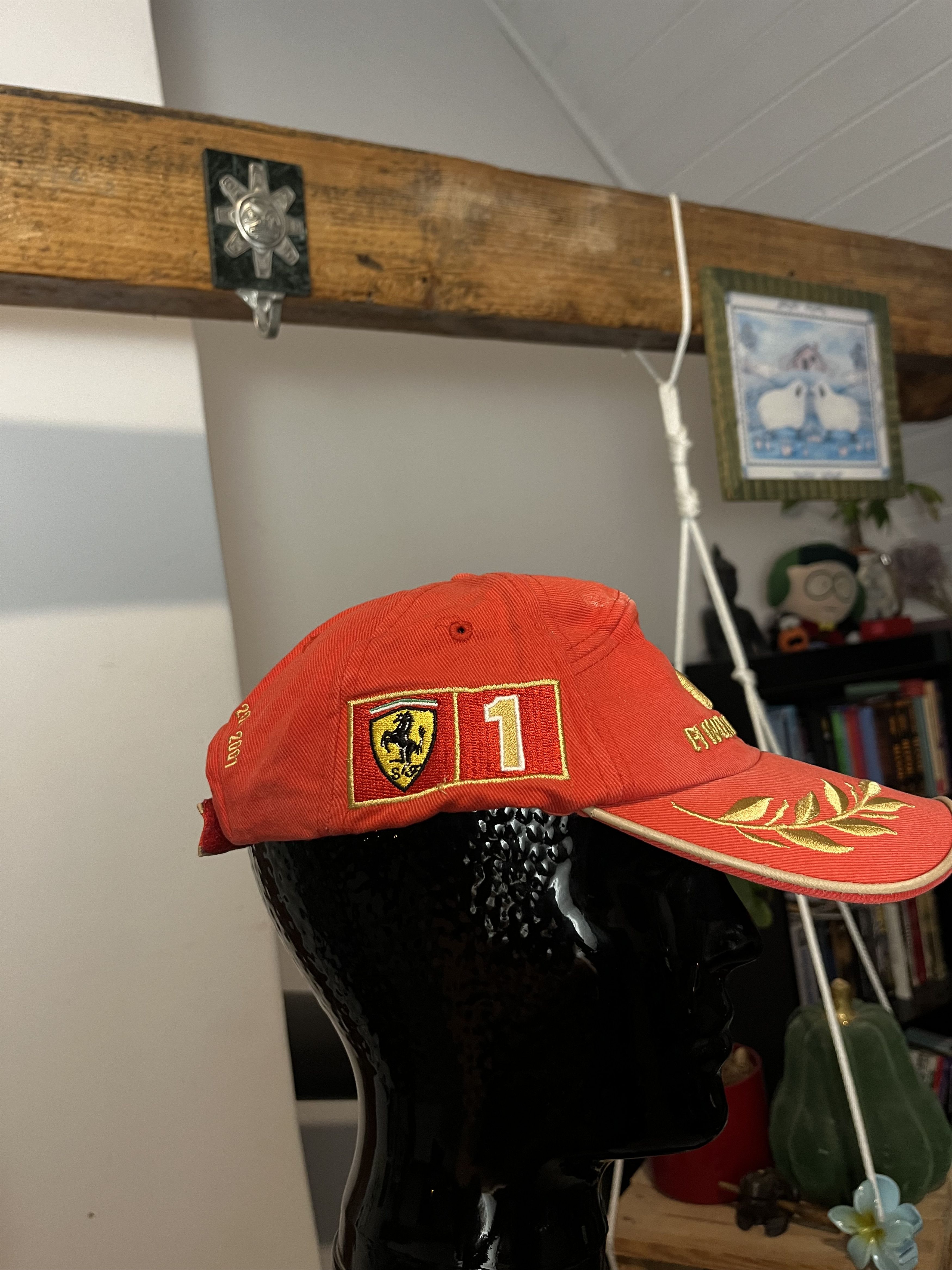 Ferrari × Vintage 2001 Michael Schumacher F1 World Champion Cap Ferrari Size ONE SIZE - 3 Thumbnail