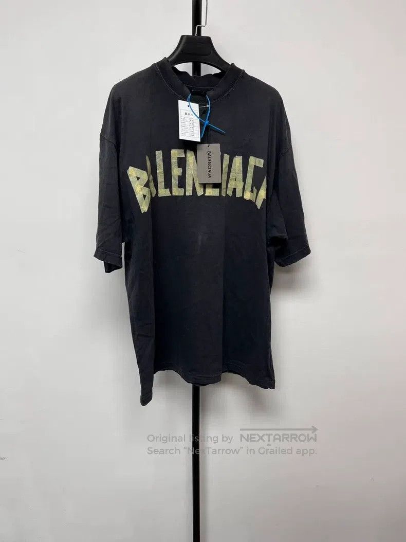 Balenciaga Balenciaga Tape Letter Logo Printed Plain Knit Short Sleev Size US S / EU 44-46 / 1 - 1 Thumbnail