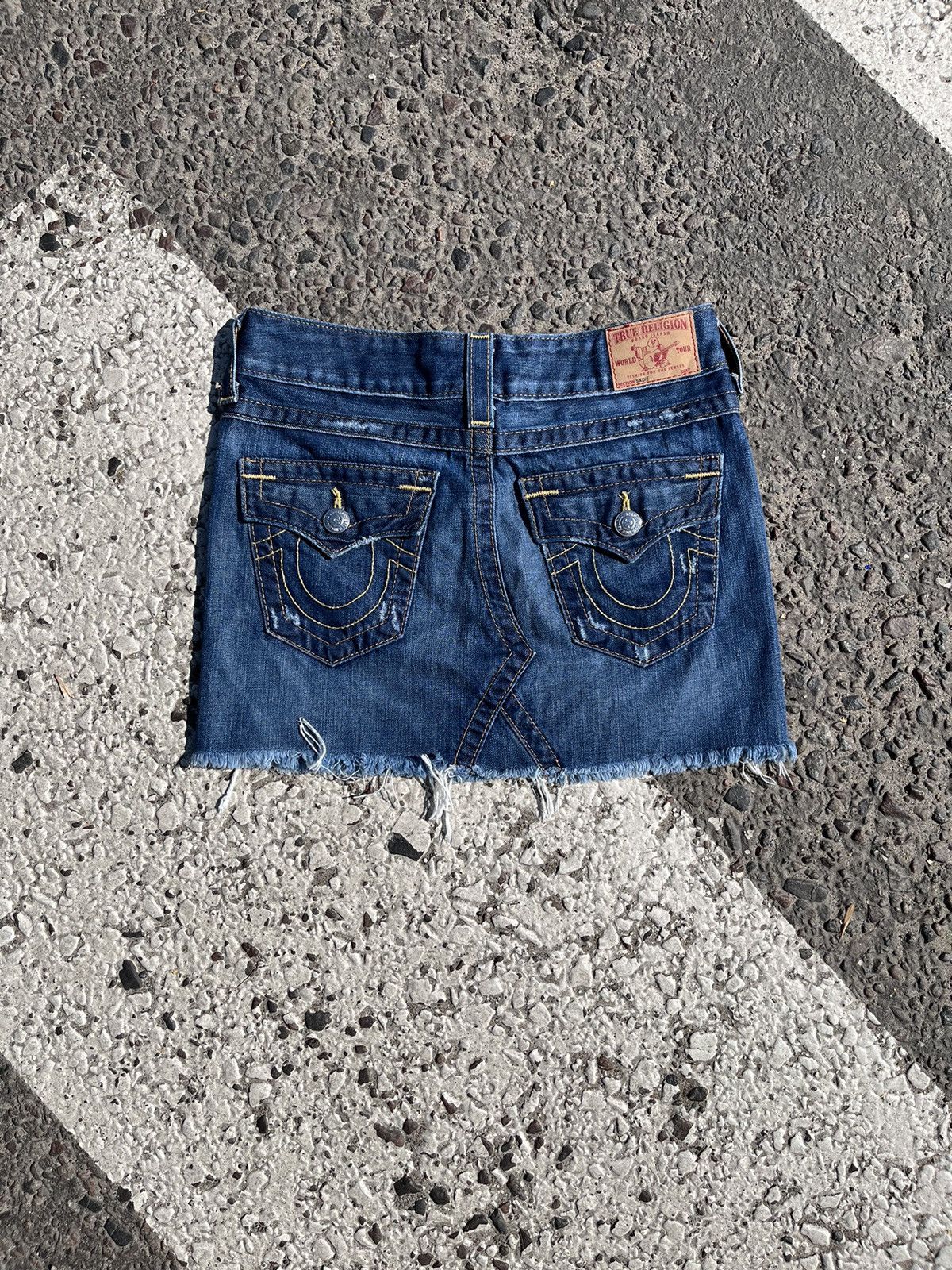 True Religion Vintage True Religion Skirt Jeans Size XXS / US 00 / IT 34 - 1 Thumbnail