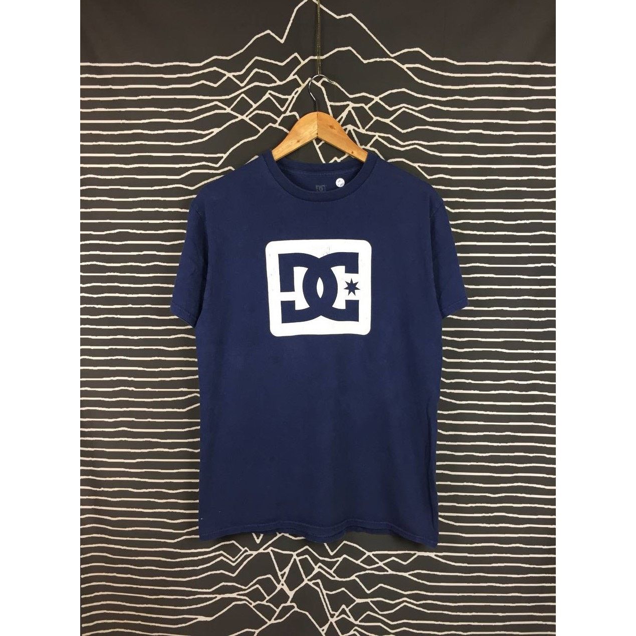 DC DC Shoes Company Box Logo Skateboards Tee Size M Size US M / EU 48-50 / 2 - 2 Thumbnail