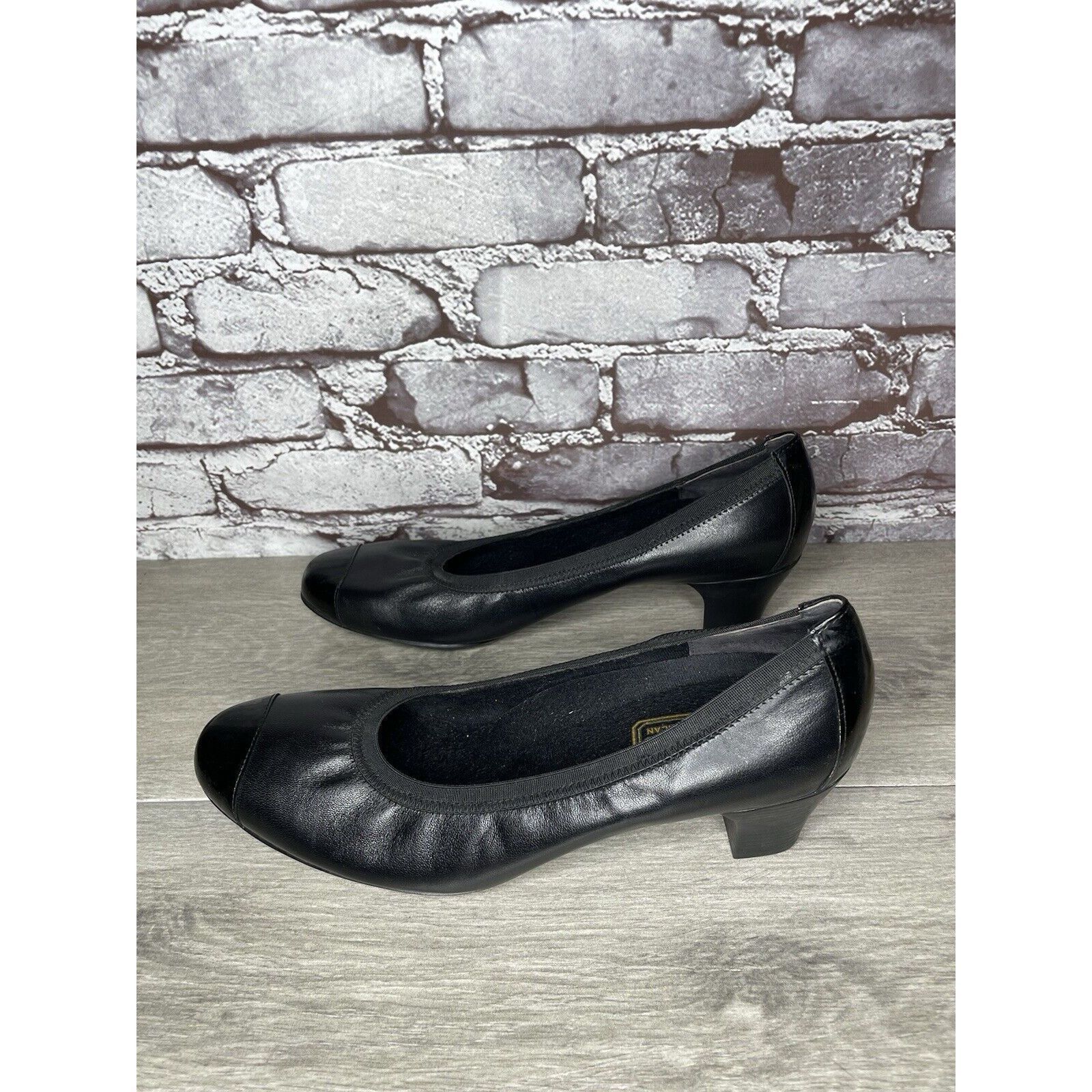 Other Munro American Black Leather Cap Toe Elastic Comfort Heels W Size US 11.5 / IT 41.5 - 14 Thumbnail