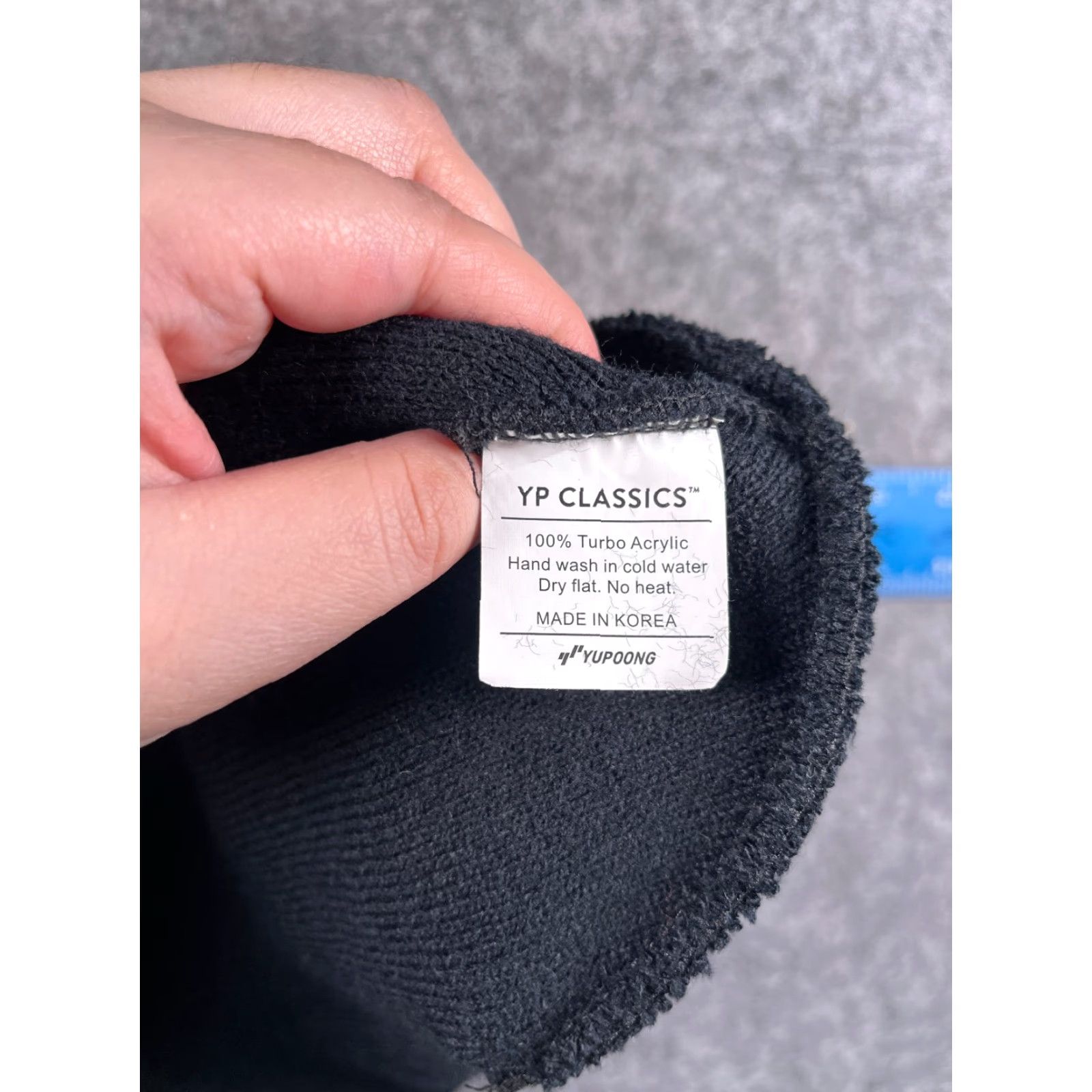 Vintage Yupoong Beanie Top Golf Adult One Size Black 100% Acrylic Knit Embroidered Hat/Cap Mens Winter Outdoor Ski Logo Size US M / EU 48-50 / 2 - 7 Thumbnail