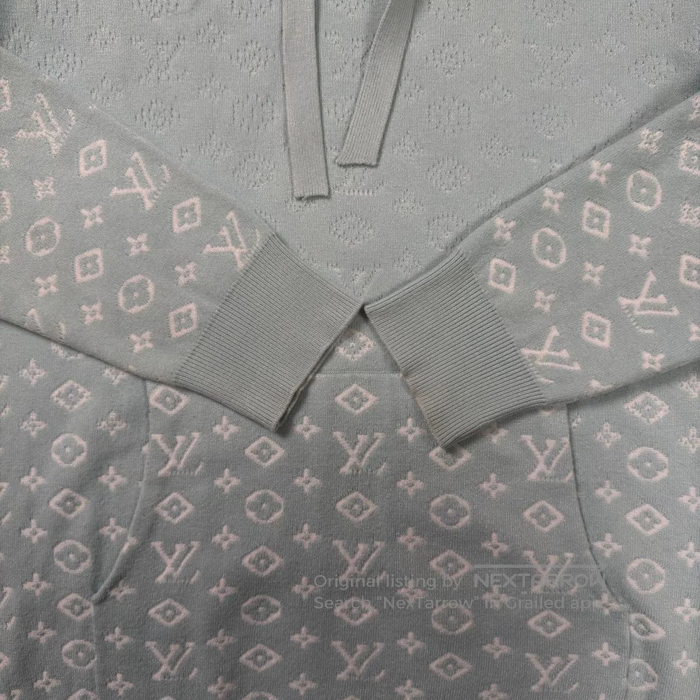 Louis Vuitton LV Fall Blue Gradient Printed Hoodie. Size US M / EU 48-50 / 2 - 6 Thumbnail