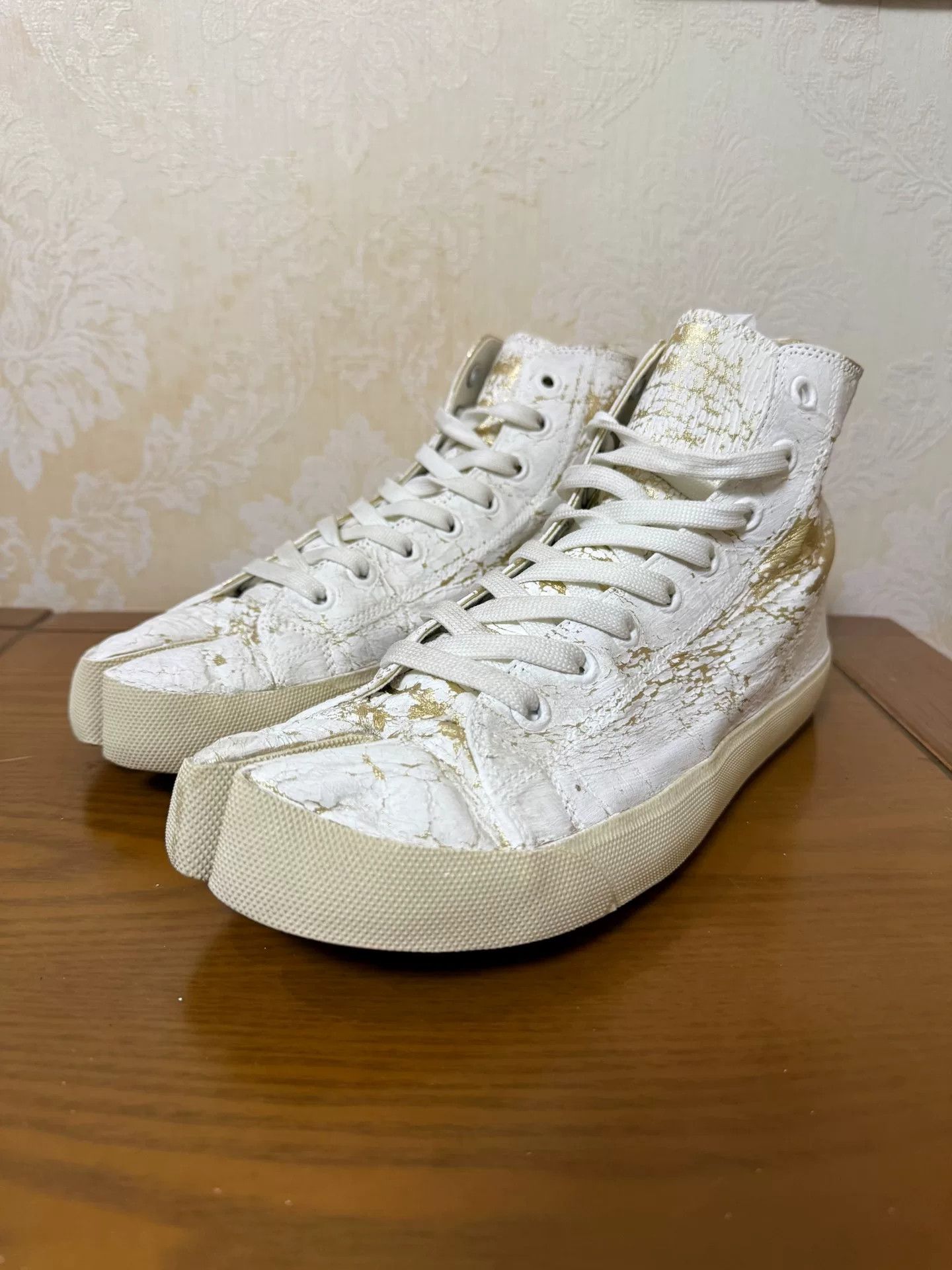 Maison Margiela Maison Margiela Canvas Tabi Split-Toe Shoes Size US 9 / EU 42 - 1 Thumbnail