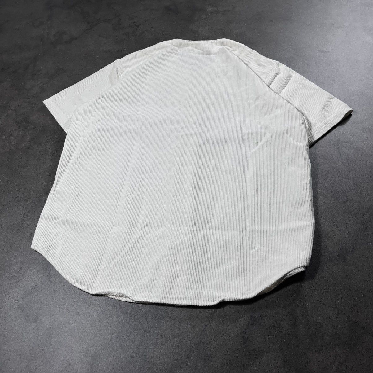 Supreme Supreme SS18 Corduroy Baseball Jersey Tee Tshirt Never Worn Size US XL / EU 56 / 4 - 11 Thumbnail