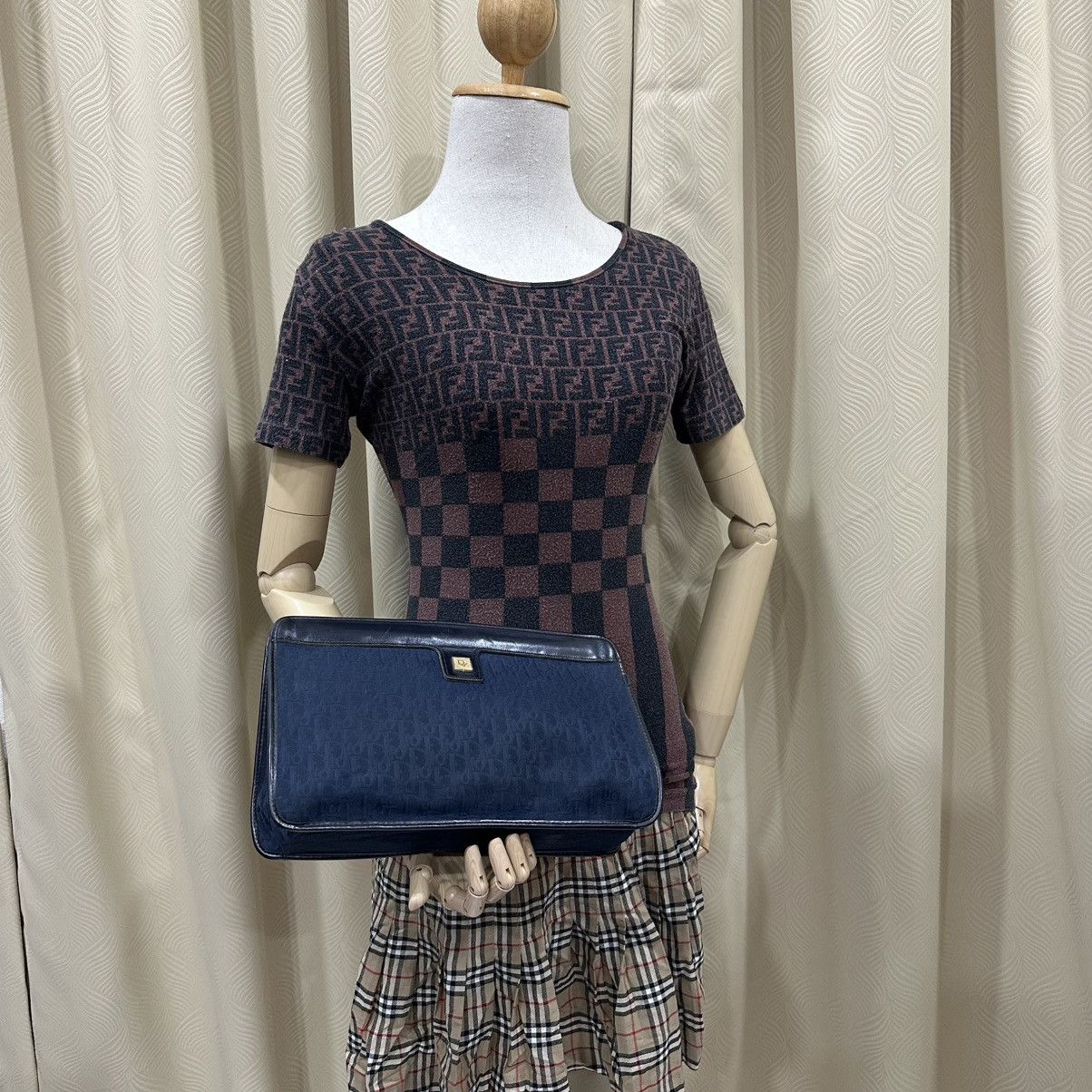 Dior ‼️YES‼️ CHRISTIAN DIOR TROTTER VINTAGE MAKE UP CLUTCH BAG Size ONE SIZE - 1 Thumbnail