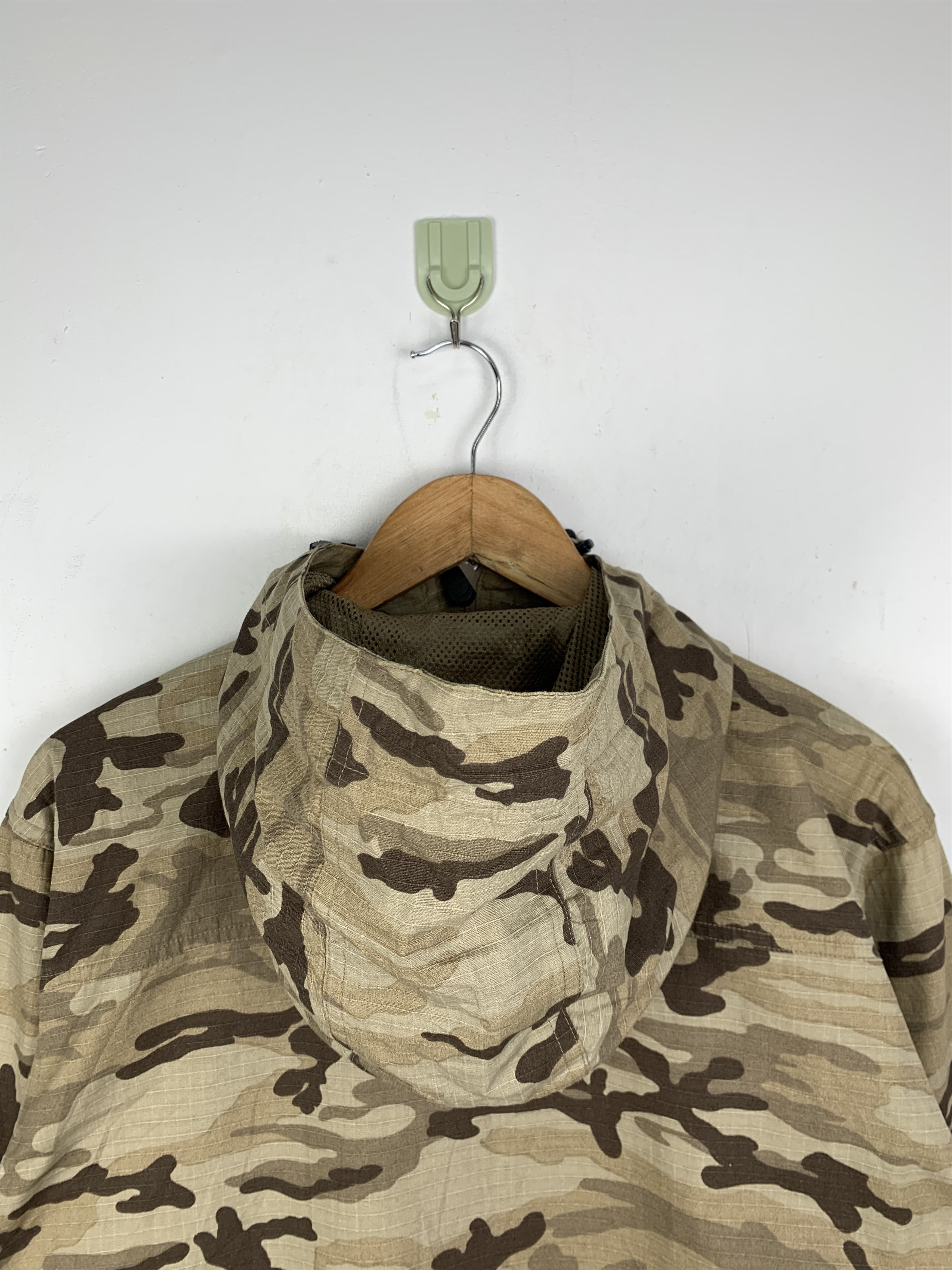 Vintage Vintage Karrimor Fortress Camo Desert Zipper Jacket J1456 Size US M / EU 48-50 / 2 - 2 Thumbnail