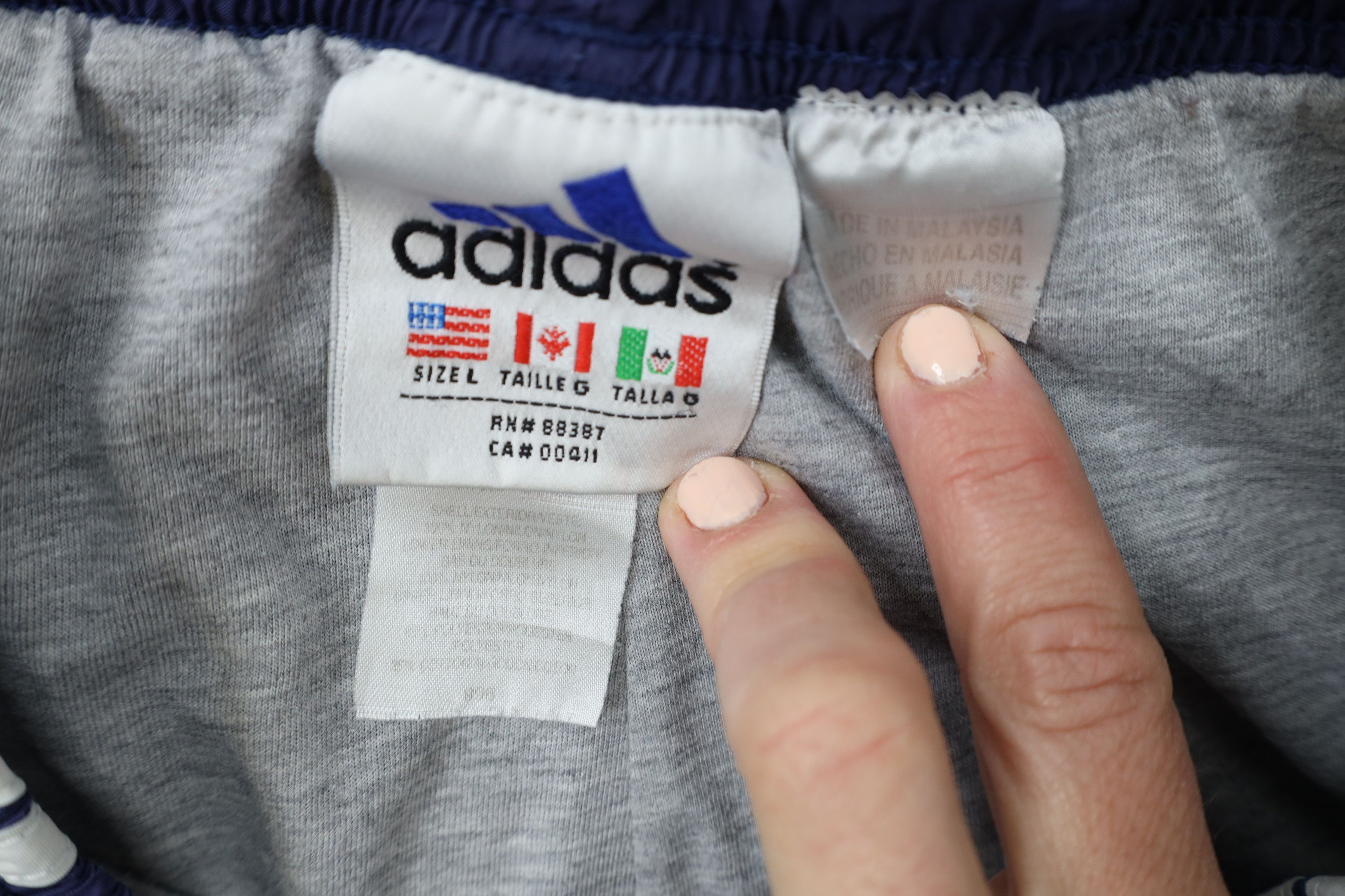 Adidas × Vintage Vintage 90s Adidas Cuffed Nylon Windbreaker Joggers Pants Size US 36 / EU 52 - 8 Thumbnail