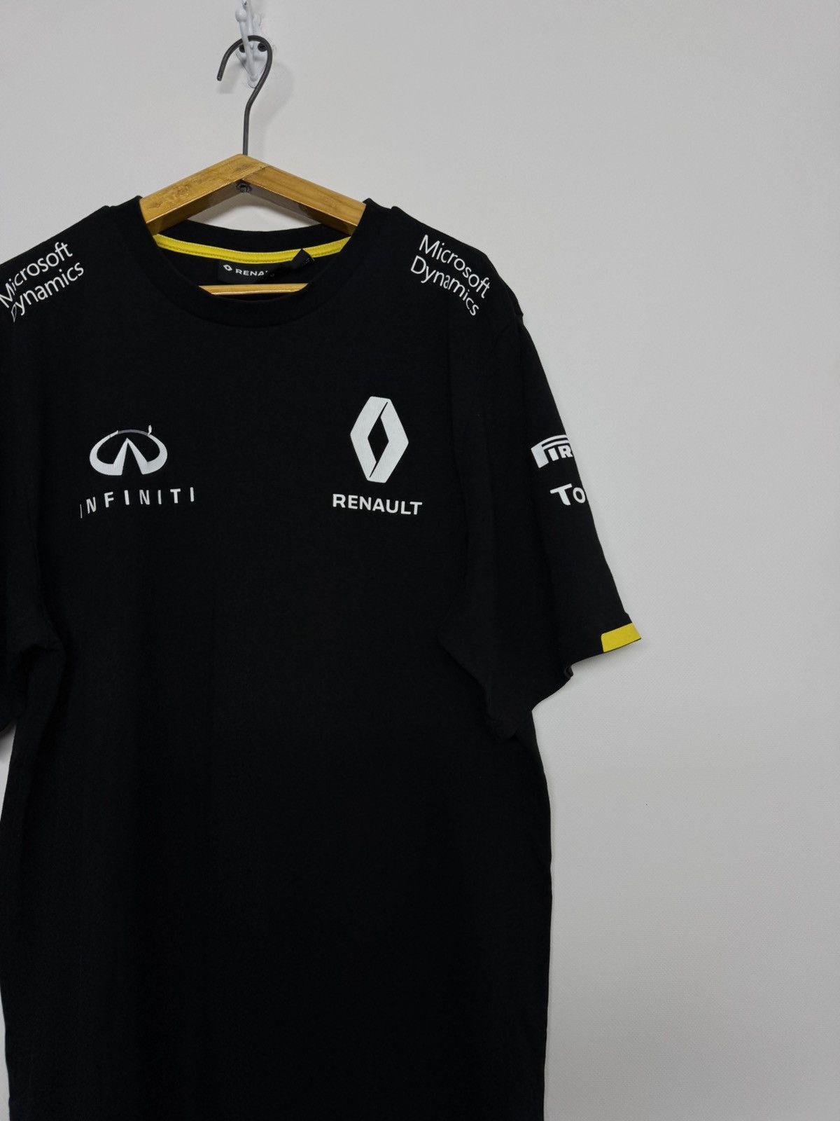 Vintage Infiniti Renault Racing Team Formula One Polo Shirt Jersey Size US L / EU 52-54 / 3 - 9 Thumbnail
