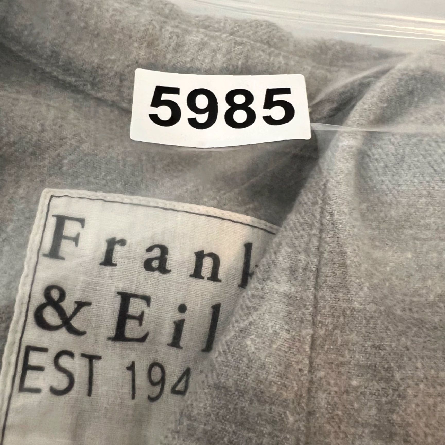 Frank & Eileen VINTAGE Frank & Eileen Womens Small Gray Shirley Button-Up Shirt 100% Cotton USA Made Size S / US 4 / IT 40 - 8 Thumbnail