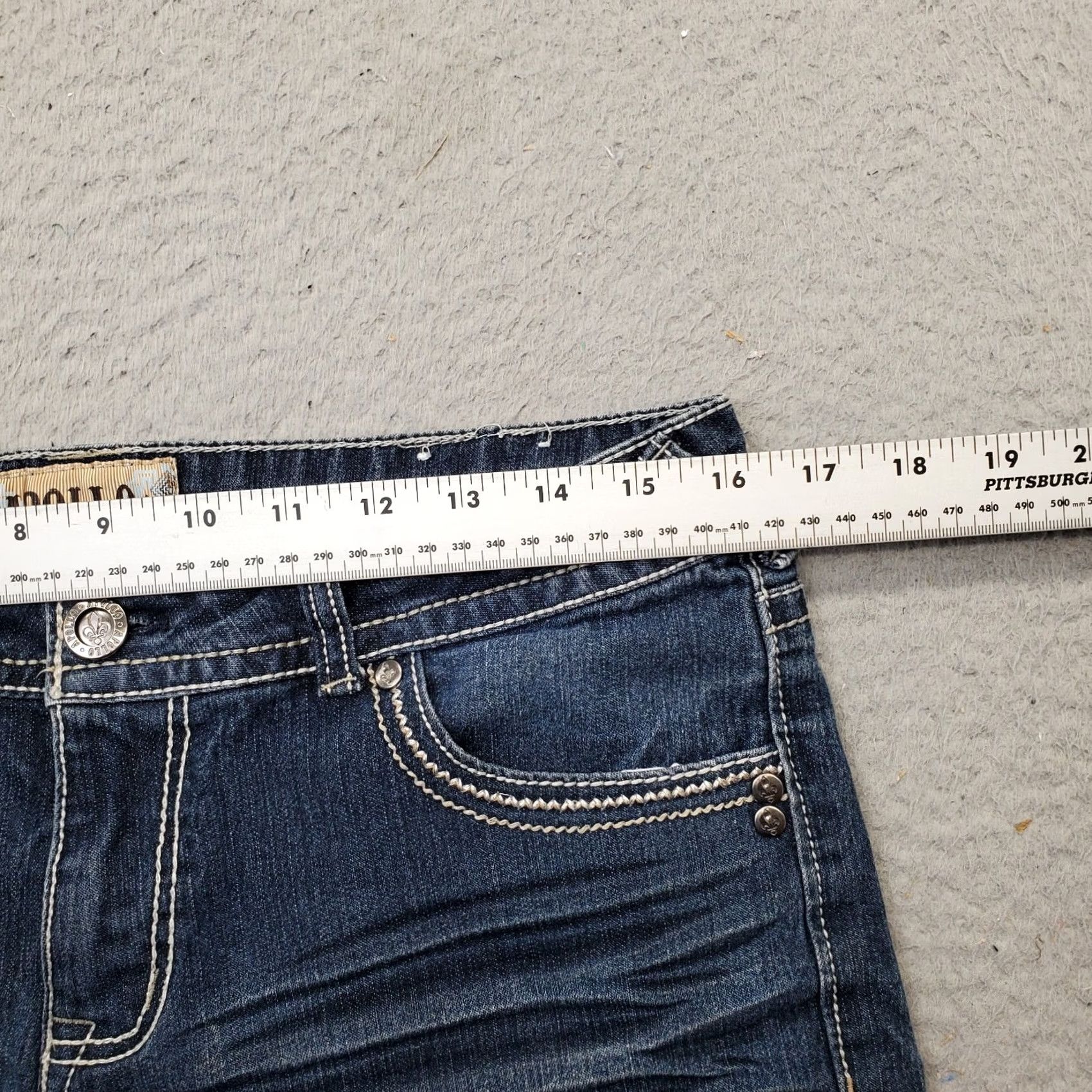 Vintage Apollo Chino Shorts Womens Size 11/12 Blue Denim Regular Fit Embellished Pockets Size 32" / US 10 / IT 46 - 4 Thumbnail