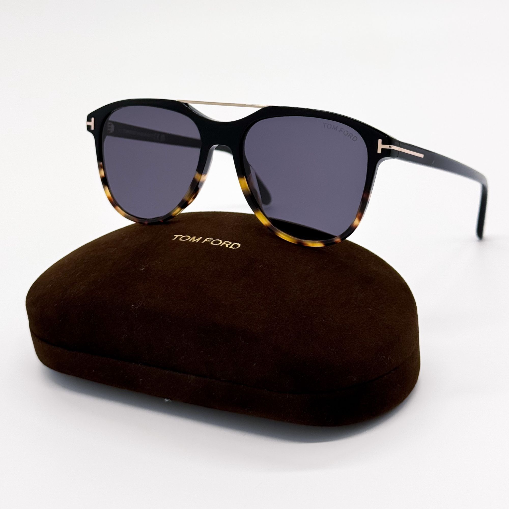 Tom Ford NEW TOM FORD SUNGLASSES DAMIAN-02 TF1098 05A UNISEX FT1098/S Size ONE SIZE - 1 Thumbnail
