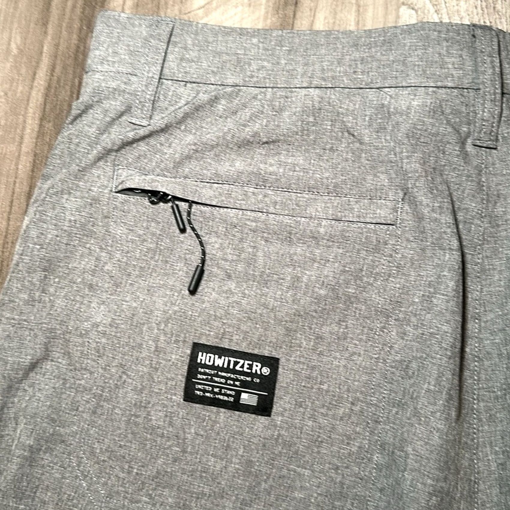 Vintage Howitzer Patriot Hybrid Performance Shorts Shirt Men 32 Gray NWOT Regular Chino 92% Polyester 8% Spandex 35 Inseam 8" 19" Long Mens Size US 32 / EU 48 - 3 Thumbnail