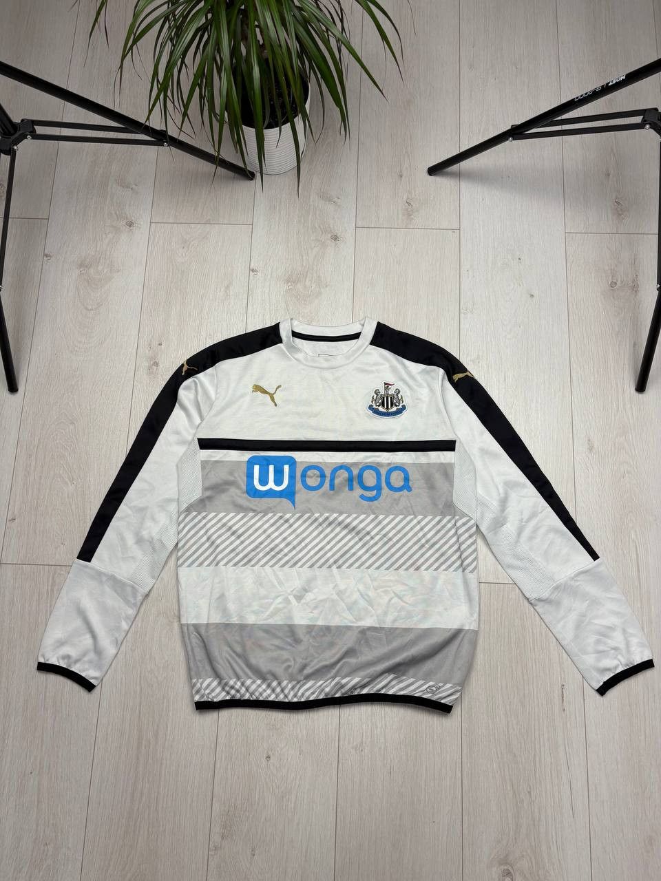 Puma Newcastle United Puma 2015/16 Long Sleeve Soccer Jersey - S Size US S / EU 44-46 / 1 - 1 Thumbnail