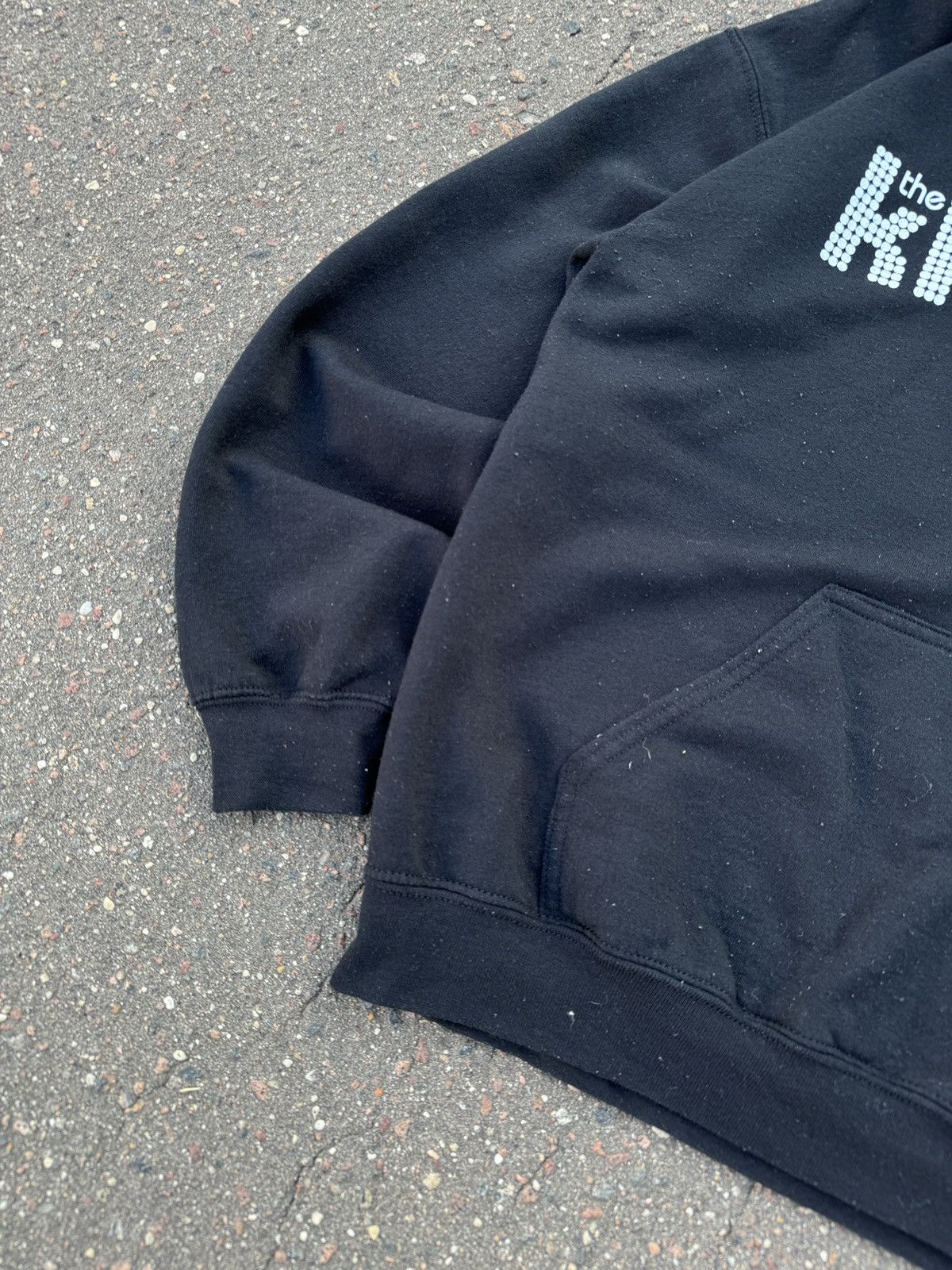 Band Tees VINTAGE THE KILLERS IMPLODING THE MIRAGE HOODIE TOUR 2022 Size US M / EU 48-50 / 2 - 3 Thumbnail