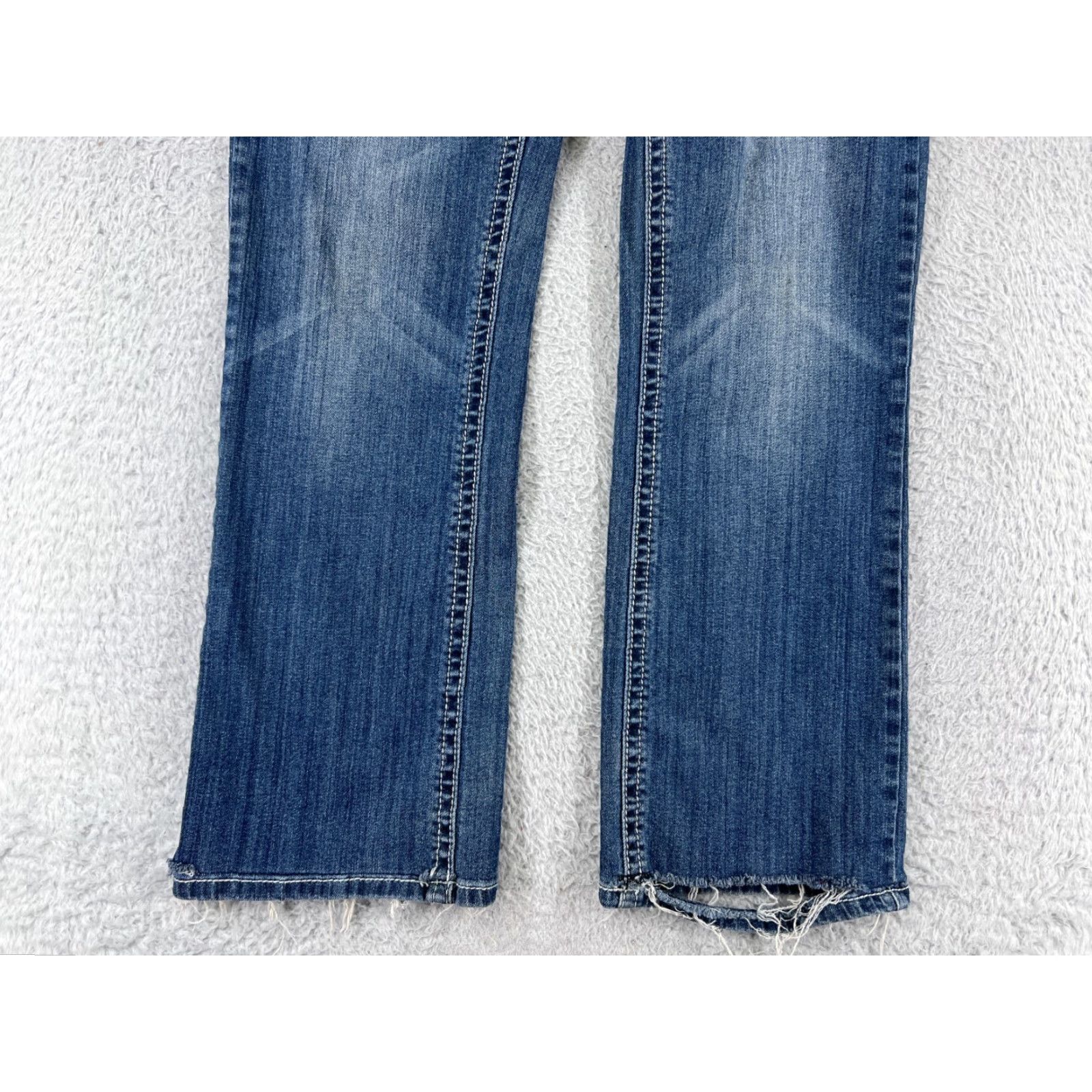 Vintage Shyanne Denim Jeans 33 Blue Bootcut Women’s Jeans Embellished Sequin Bling Embroidered 5-Pocket Size 24" / US 00 / IT 34 - 5 Thumbnail