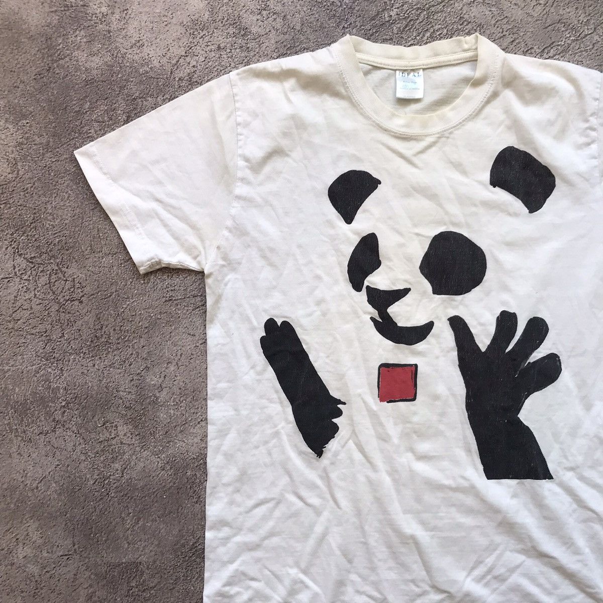 Vintage Vintage Y2K Panda Graphic Tee Skate Streetwear Smile Baggy L Size US L / EU 52-54 / 3 - 2 Thumbnail