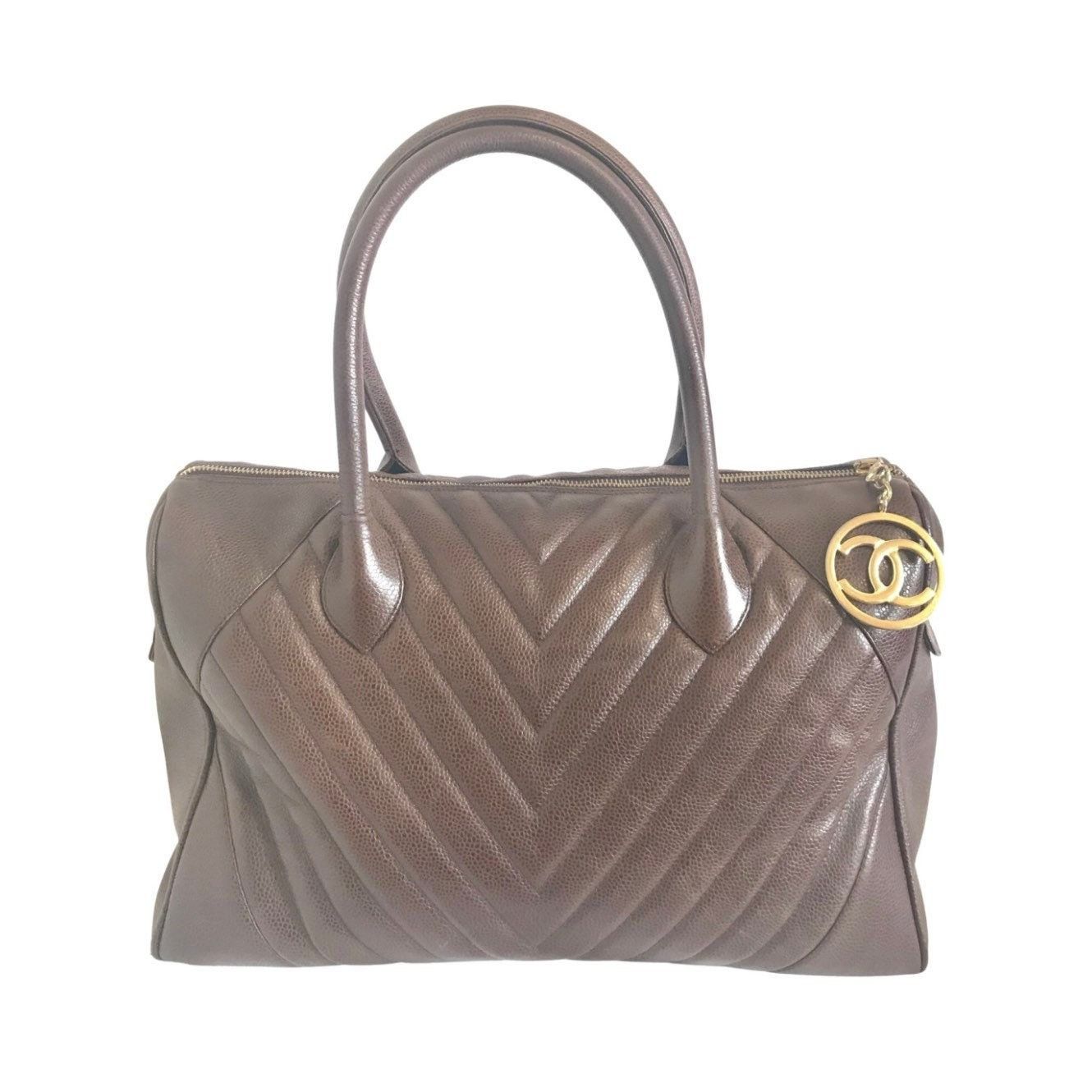 Chanel Vintage CHANEL brown caviarskin v stitch, chevron style bag, Size ONE SIZE - 1 Thumbnail