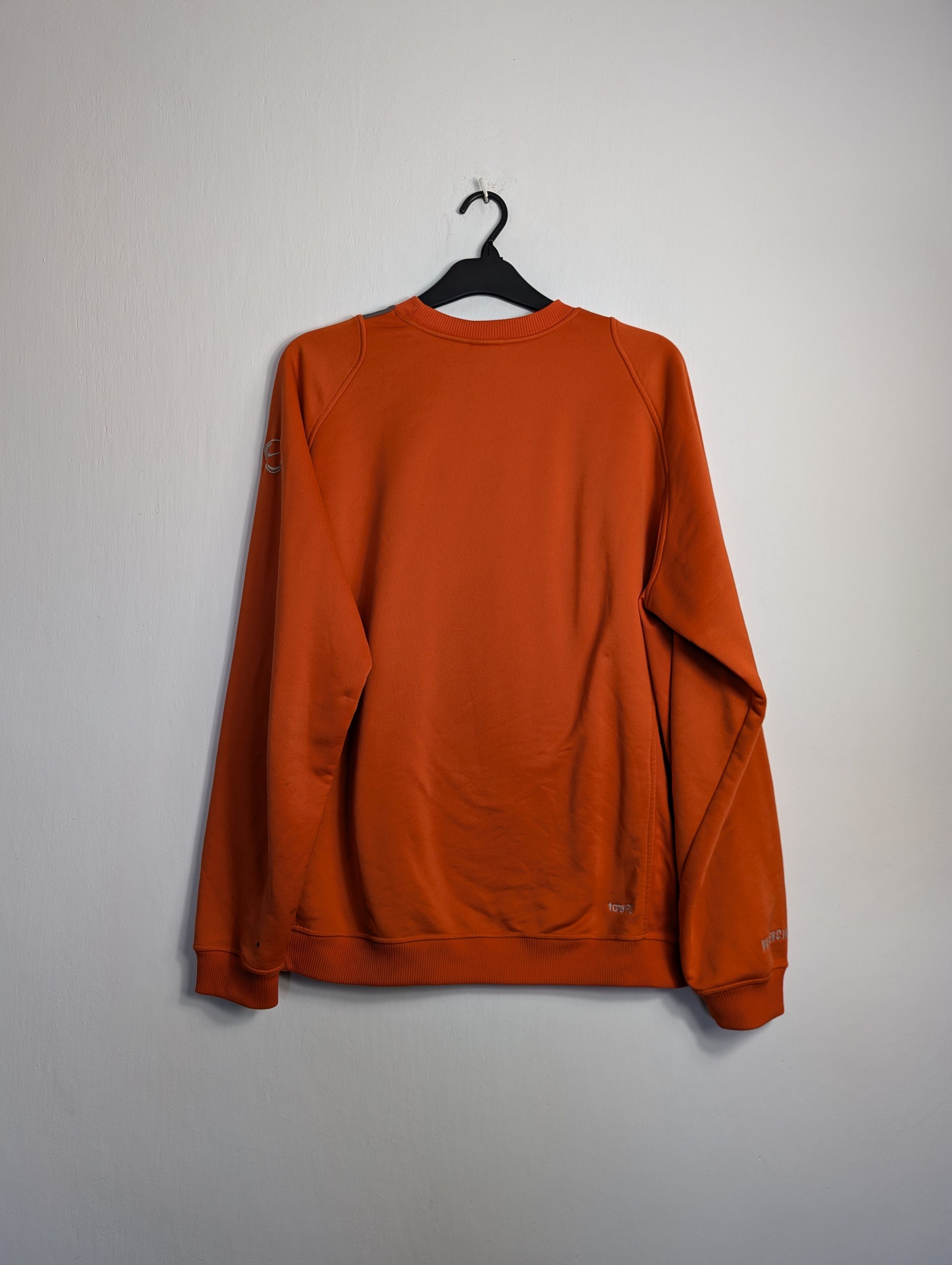 Nike Vintage Nike Valencia CF Crewneck Y2K Center Logo Retro Boxy Size US M / EU 48-50 / 2 - 5 Thumbnail