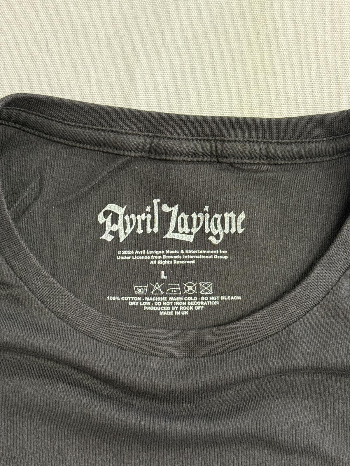 Designer Avril Lavigne T-shirt Love Sux Album Tour Tee 2022 L Size US L / EU 52-54 / 3 - 3 Thumbnail