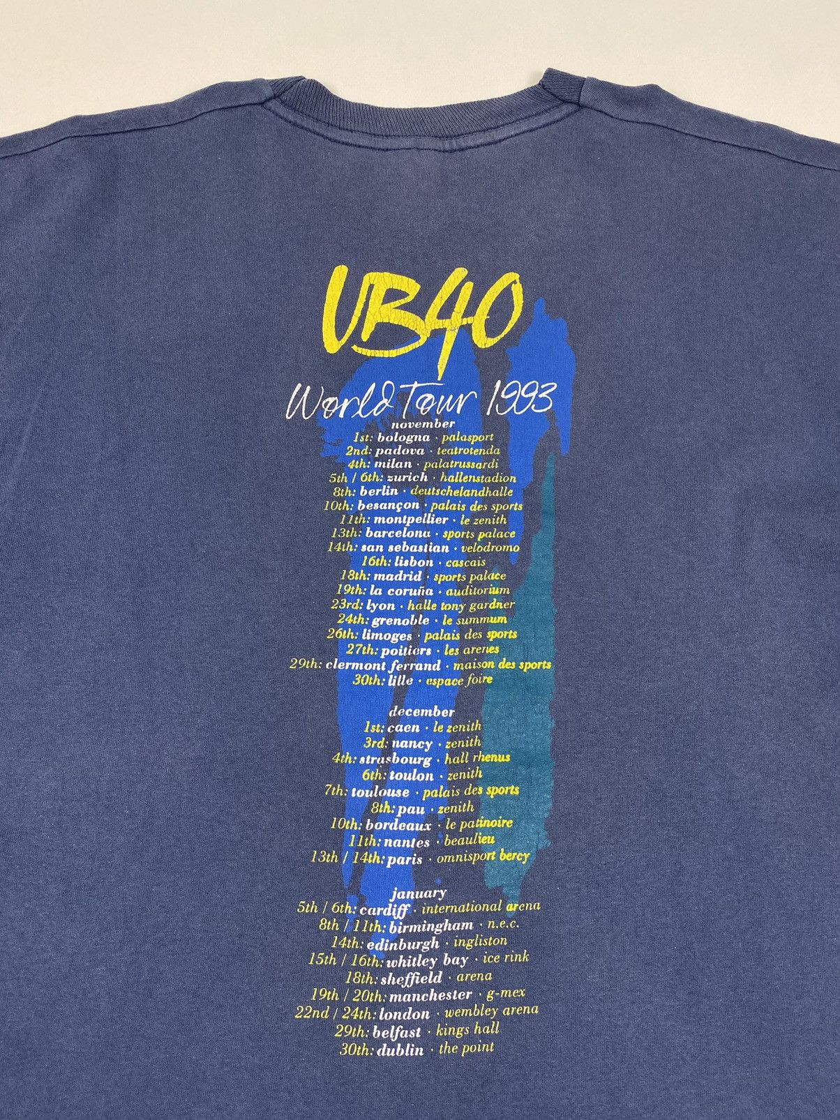 Band Tees 1993 Vintage Thrashed UB40 Promises And Lies World Tour Tee Size US XL / EU 56 / 4 - 8 Thumbnail