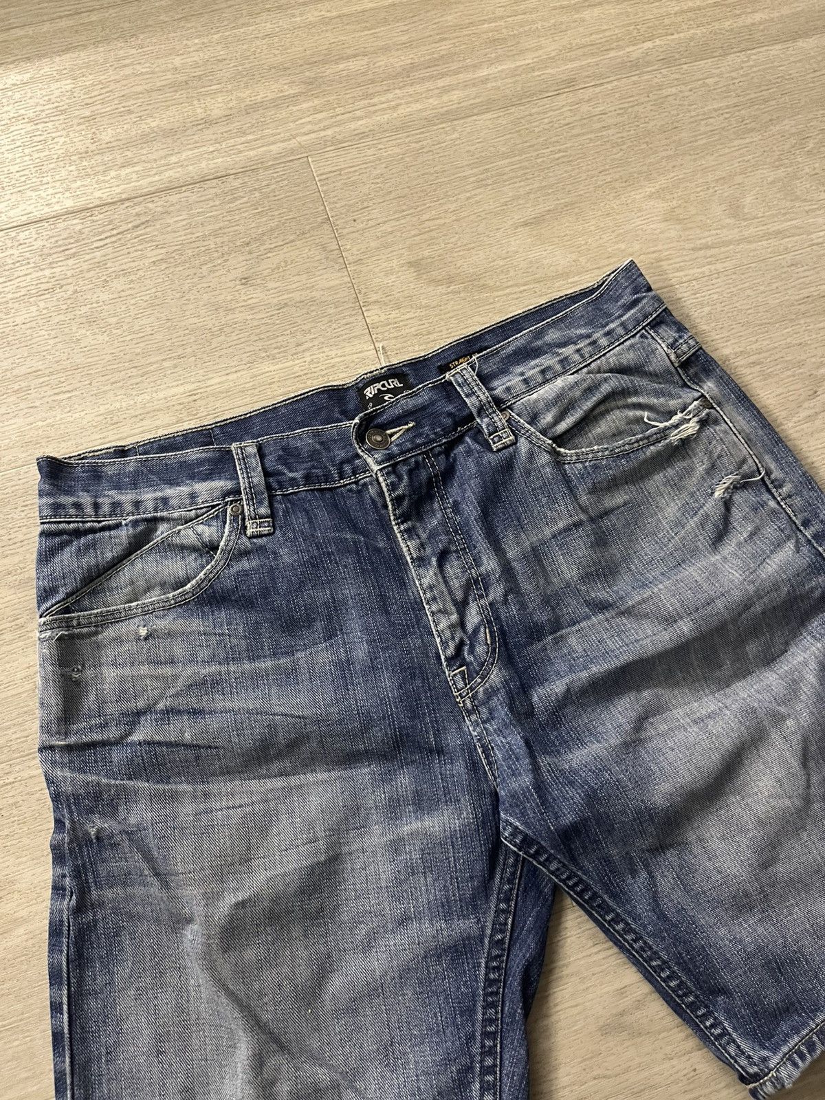 Rip Curl Rip Curl Vintage Big Logo Sk8 Skate Drip Swag Denim Shorts Size US 34 / EU 50 - 5 Thumbnail
