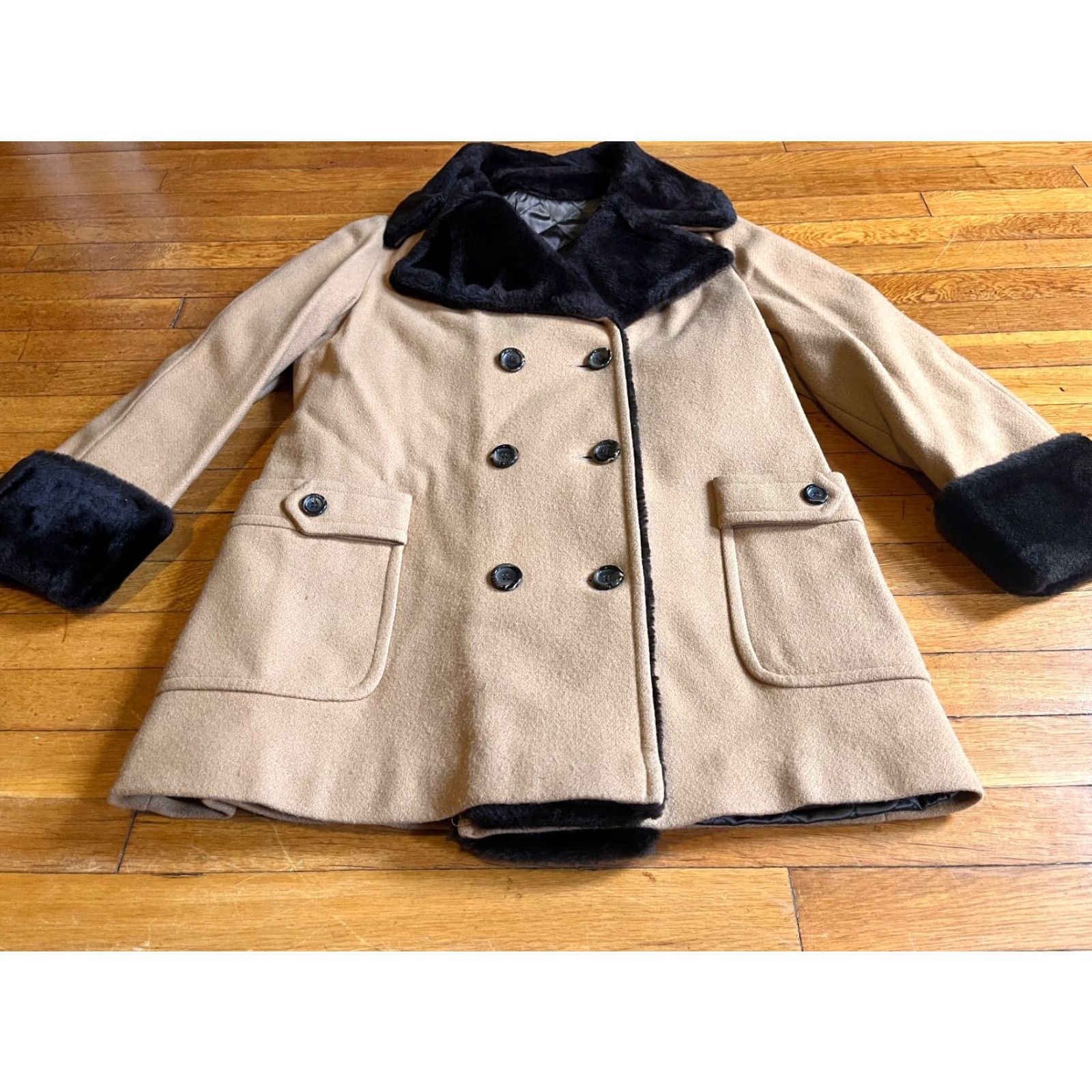 Vintage VINTAGE Boutique Coat Women’s M Beige Faux Fur Collar 60s Overcoat Size M / US 6-8 / IT 42-44 - 3 Thumbnail