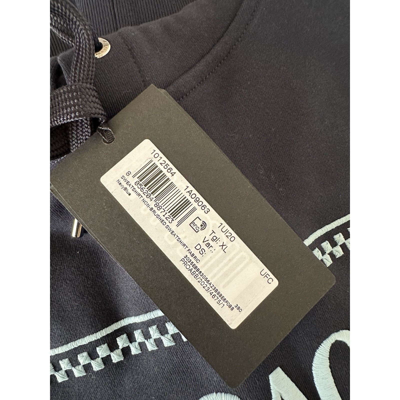 Versace Versace Embroidered Blue Sweatshirt with Hoodie XL 1012564 Size US XL / EU 56 / 4 - 15 Thumbnail
