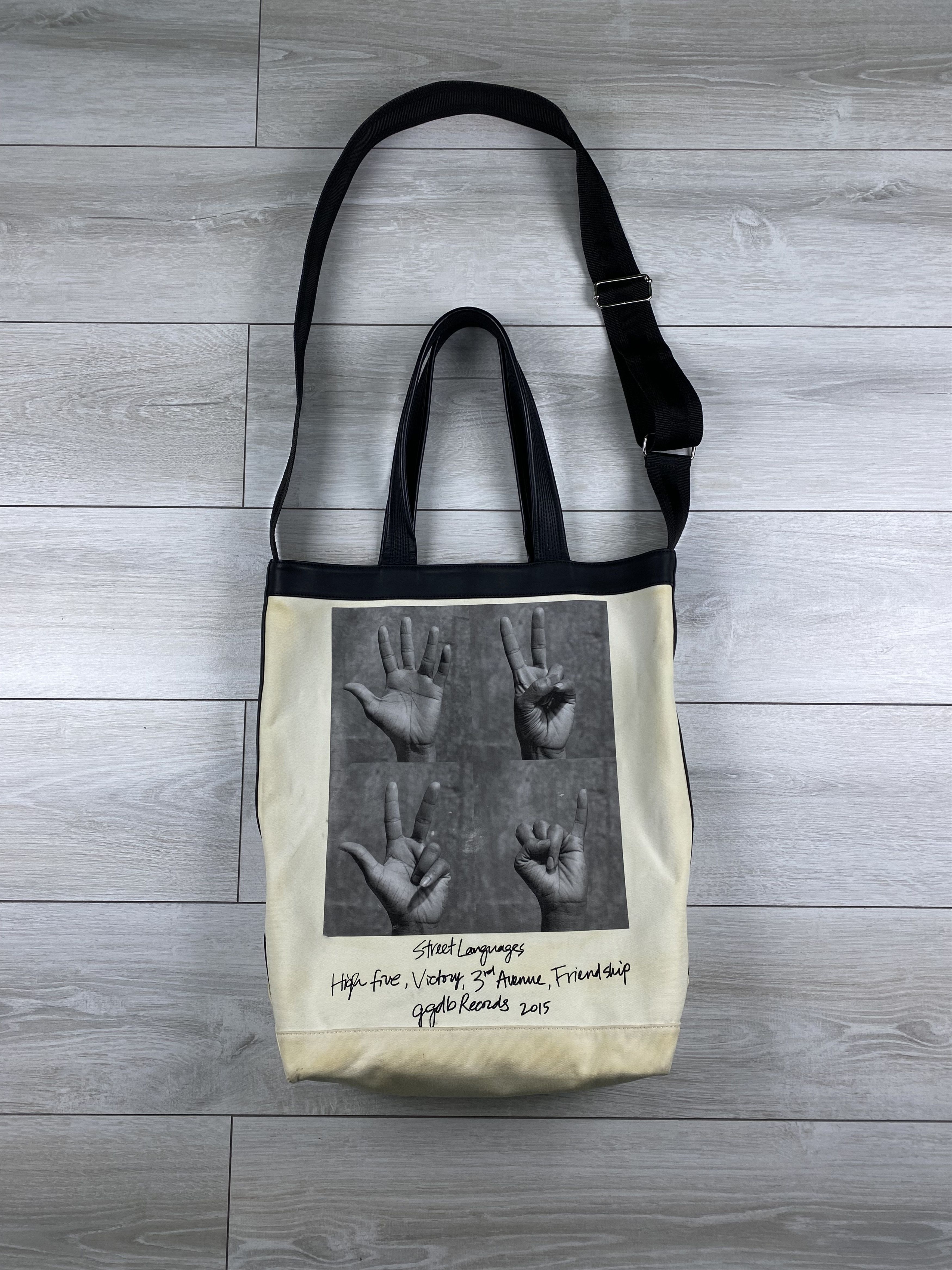 Golden Goose Golden Goose Deluxe Brand Street Languages Print bag Size ONE SIZE - 1 Thumbnail