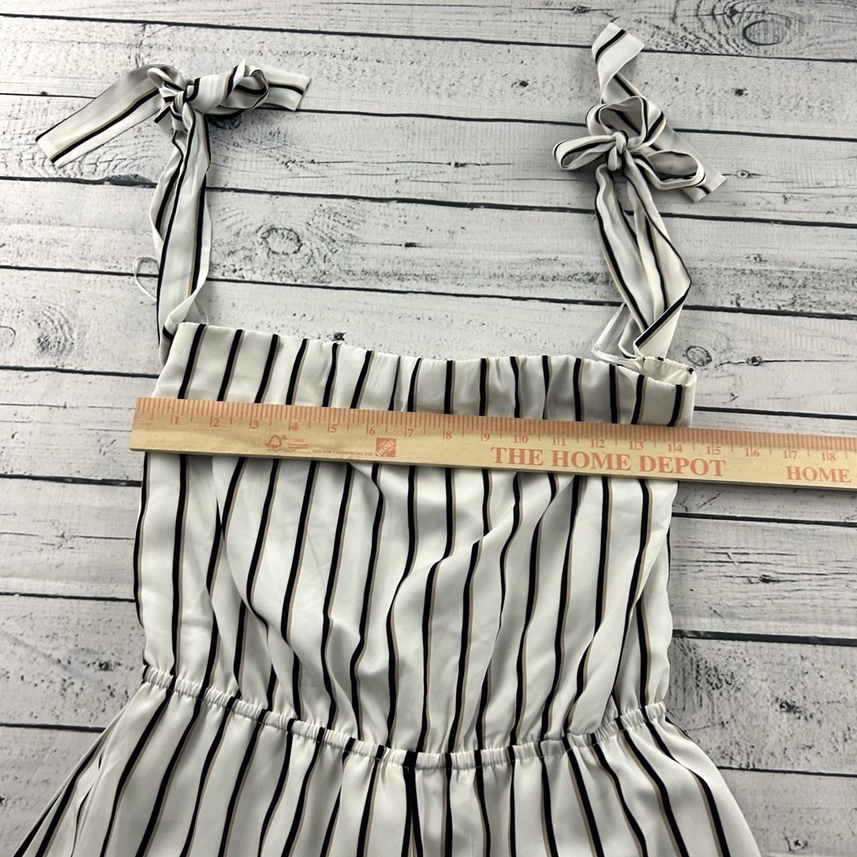 Vintage Sadie + Sage Romper Black White Beige Striped Sleeveless Women S Small Size 28" / US 6 / IT 42 - 2 Thumbnail