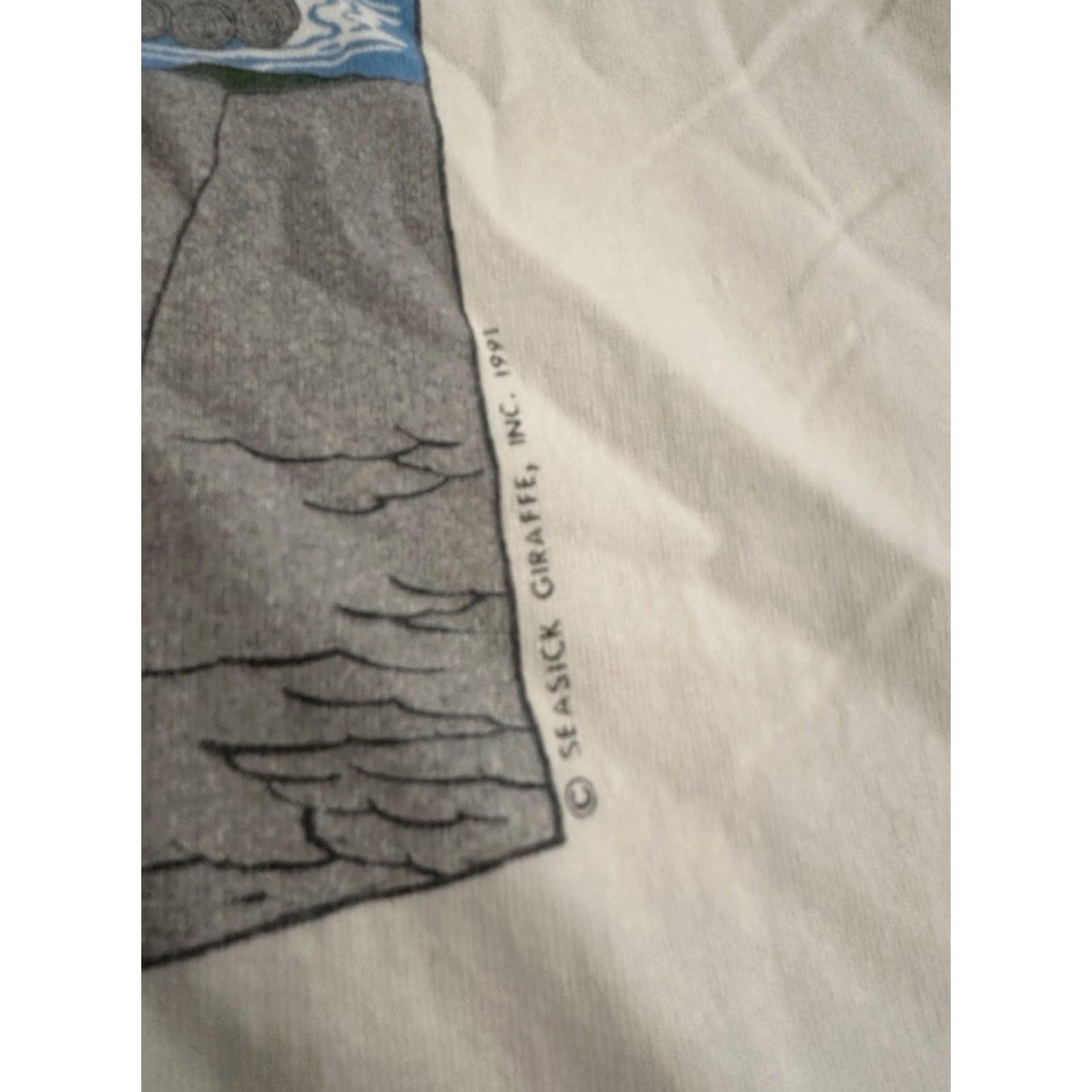 Vintage VINTAGE 1991 San Diego Zoo Cartoon Funny Sleep Shirt Womens White Giraffe Sea Sick One Size Sleepwear Size ONE SIZE - 4 Thumbnail