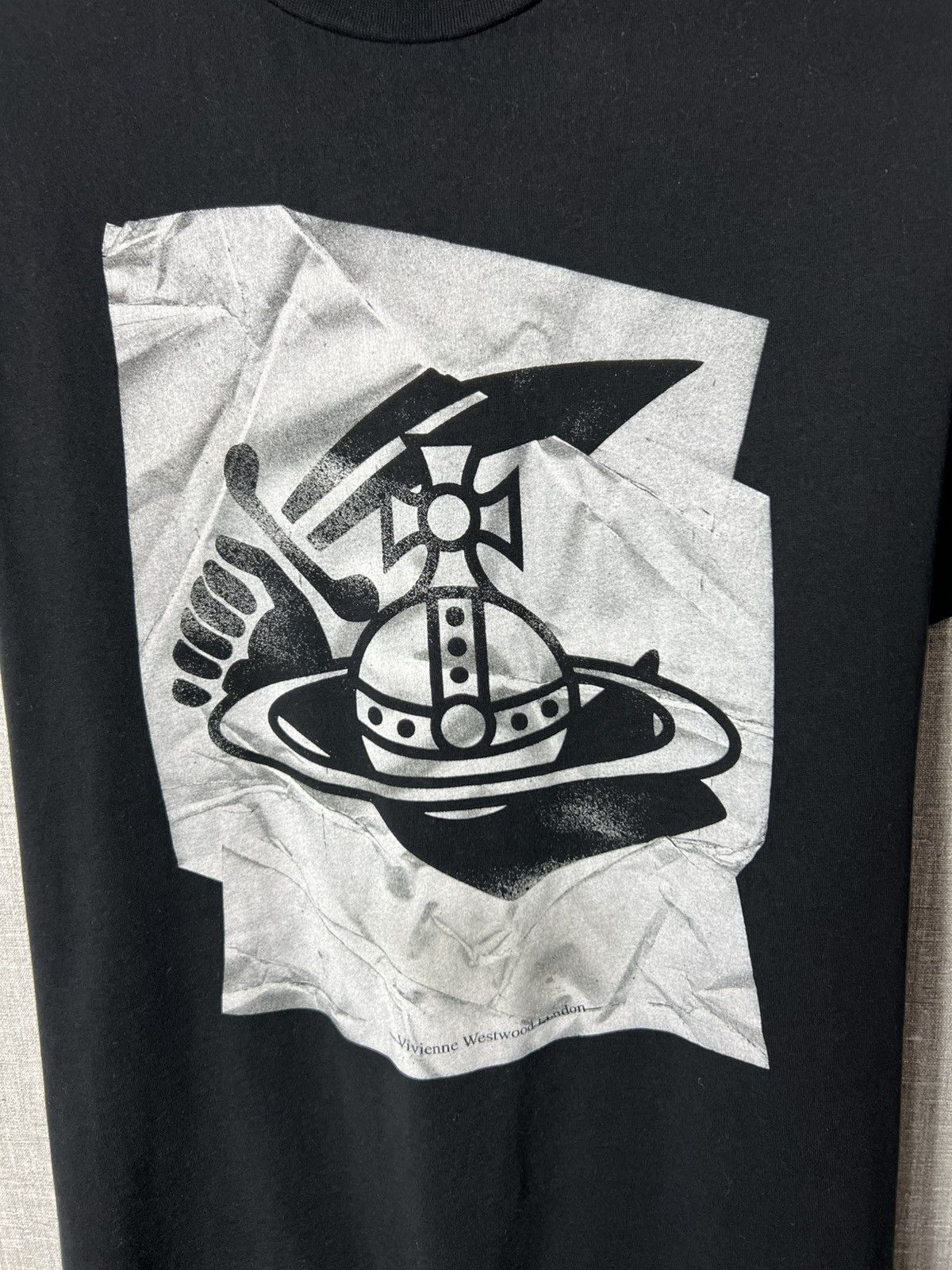 Vivienne Westwood Vivienne Westwood x Anglomania CHAOS Big Logo Orb Tee Size L Size US L / EU 52-54 / 3 - 5 Thumbnail