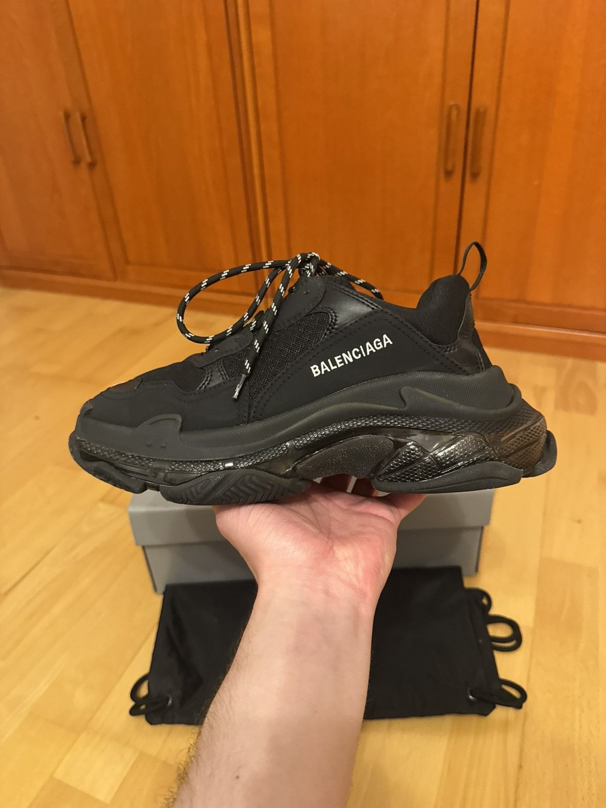 Balenciaga Balenciaga Triple S Triple Black Size US 7 / EU 40 - 2 Thumbnail
