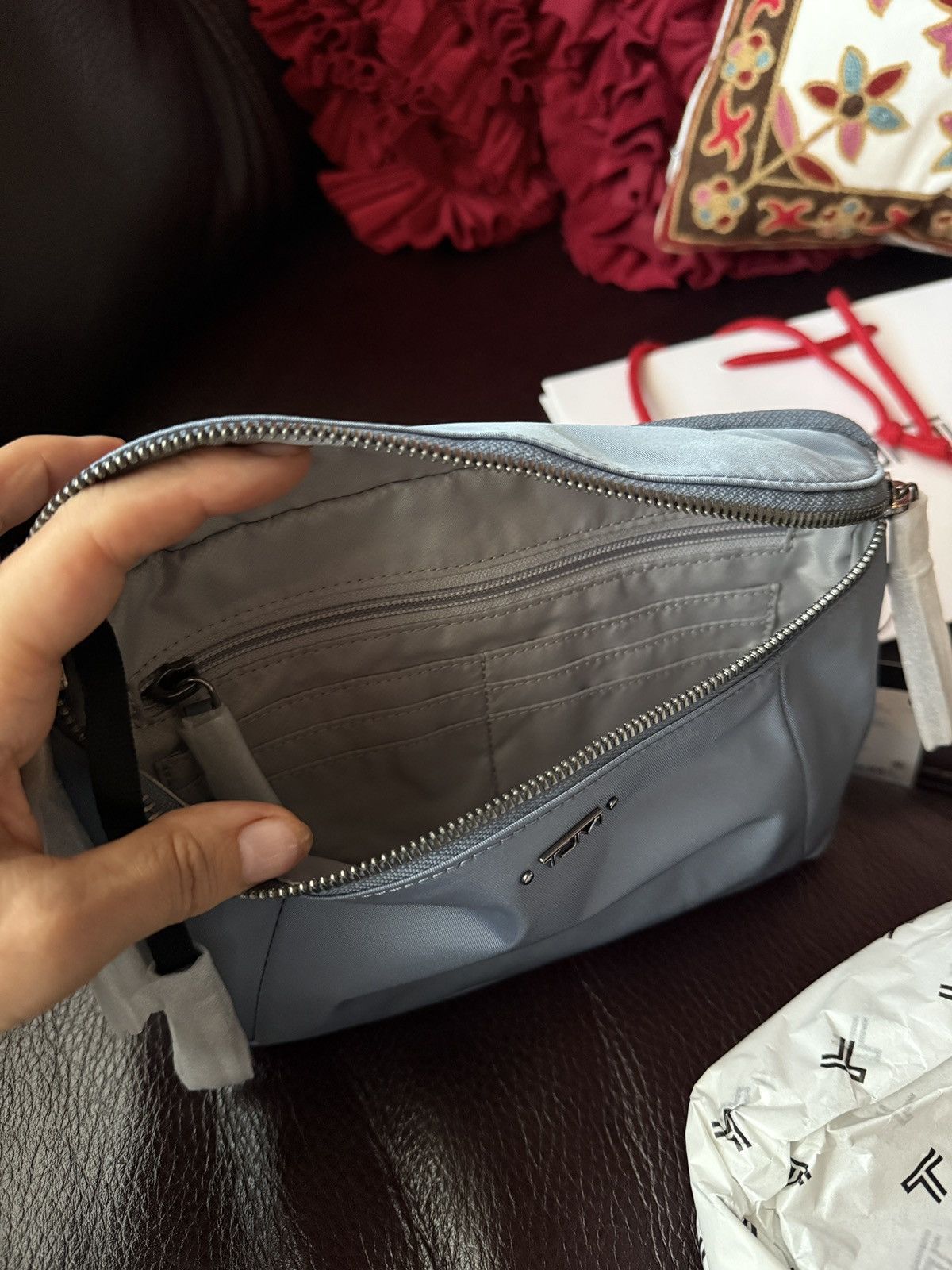 Tumi NWT tumi belt bag/crossbody Size ONE SIZE - 7 Thumbnail