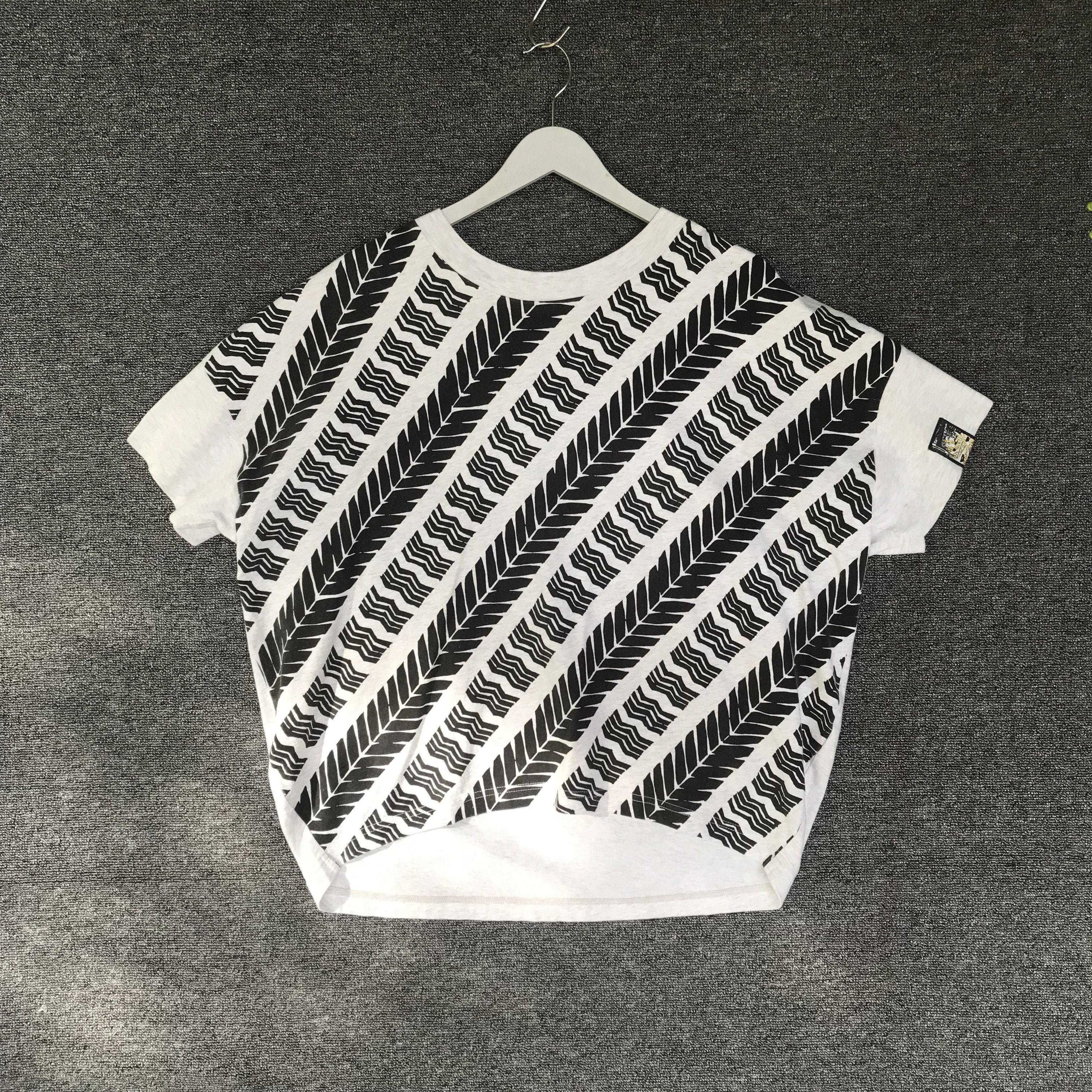 image of Issey Miyake x Mercibeaucoup Tortoise Medium Baggy Wide Shirt Abstract Leaf, Men's