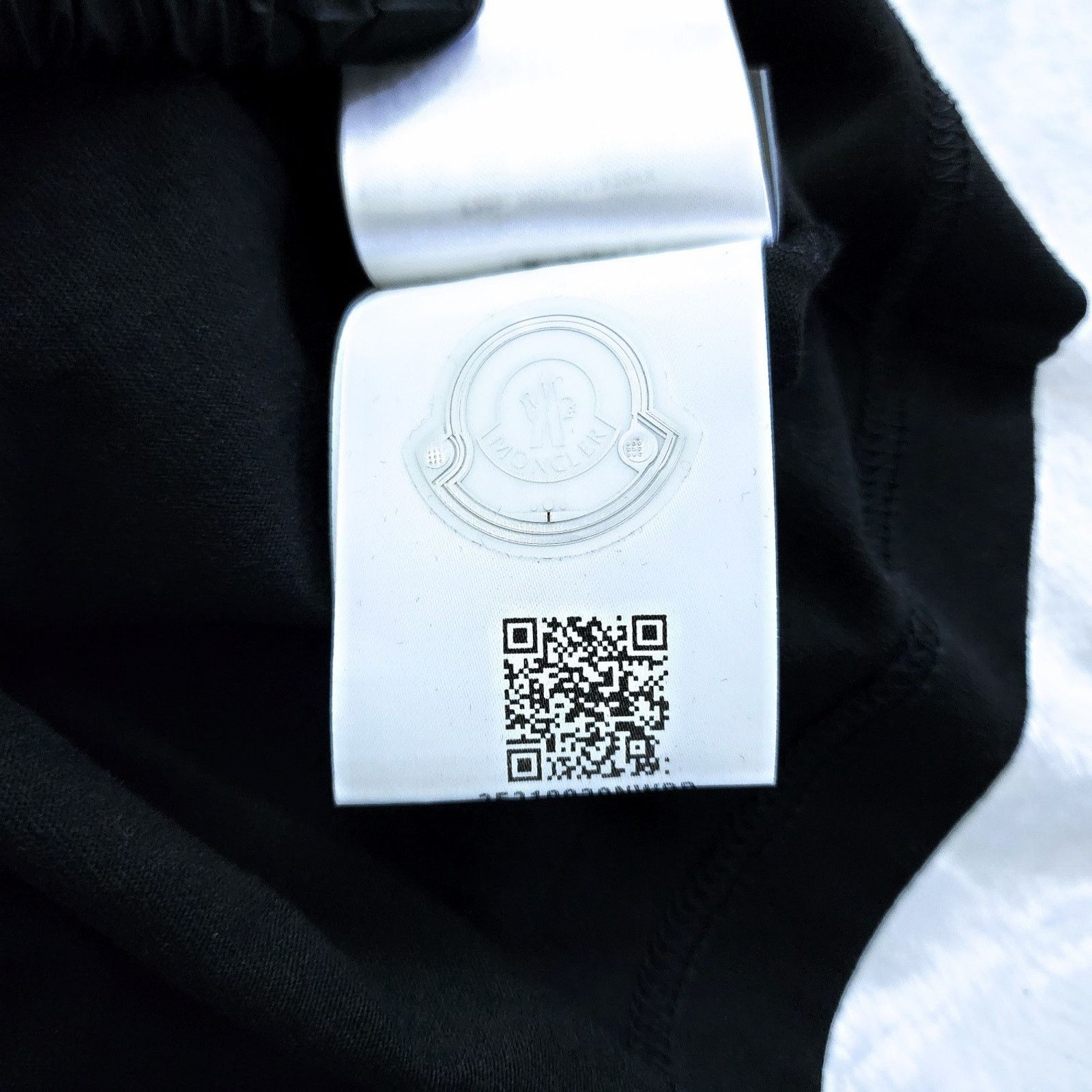 Moncler Moncler x Palm Angels Round Neck Limited T-shirt MSRP $300 Size US S / EU 44-46 / 1 - 7 Thumbnail